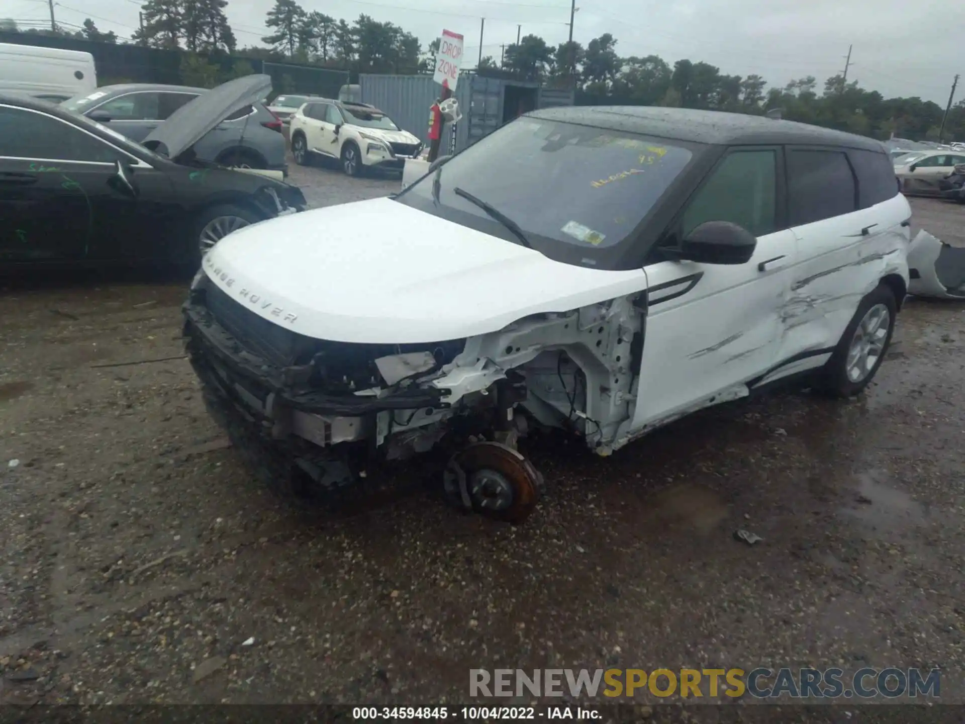 2 Photograph of a damaged car SALZJ2FXXLH060905 LAND ROVER RANGE ROVER EVOQUE 2020