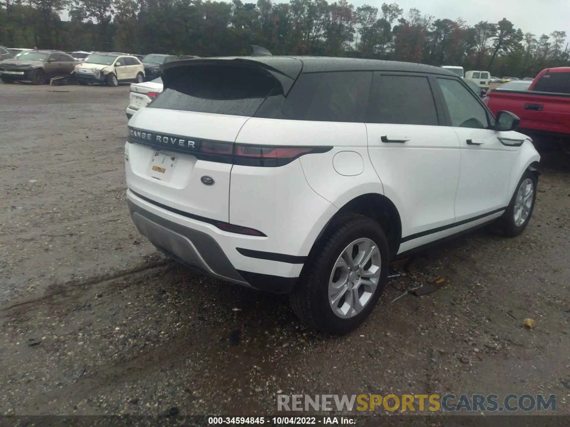 4 Photograph of a damaged car SALZJ2FXXLH060905 LAND ROVER RANGE ROVER EVOQUE 2020