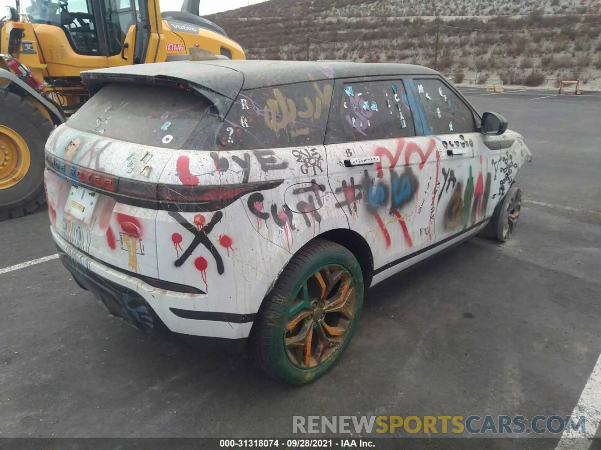 4 Photograph of a damaged car SALZJ2FXXLH067403 LAND ROVER RANGE ROVER EVOQUE 2020