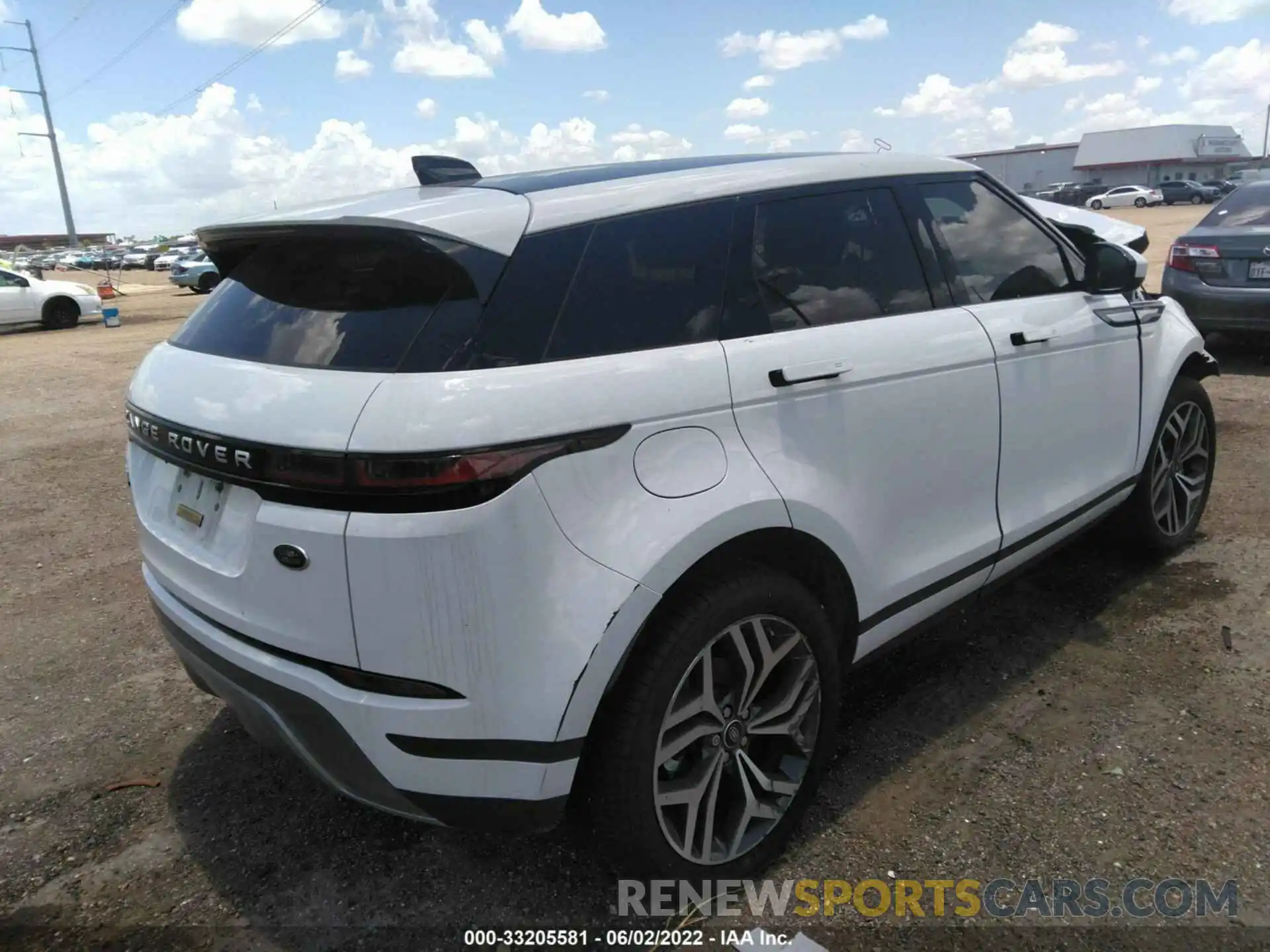 4 Photograph of a damaged car SALZJ2FXXLH086968 LAND ROVER RANGE ROVER EVOQUE 2020