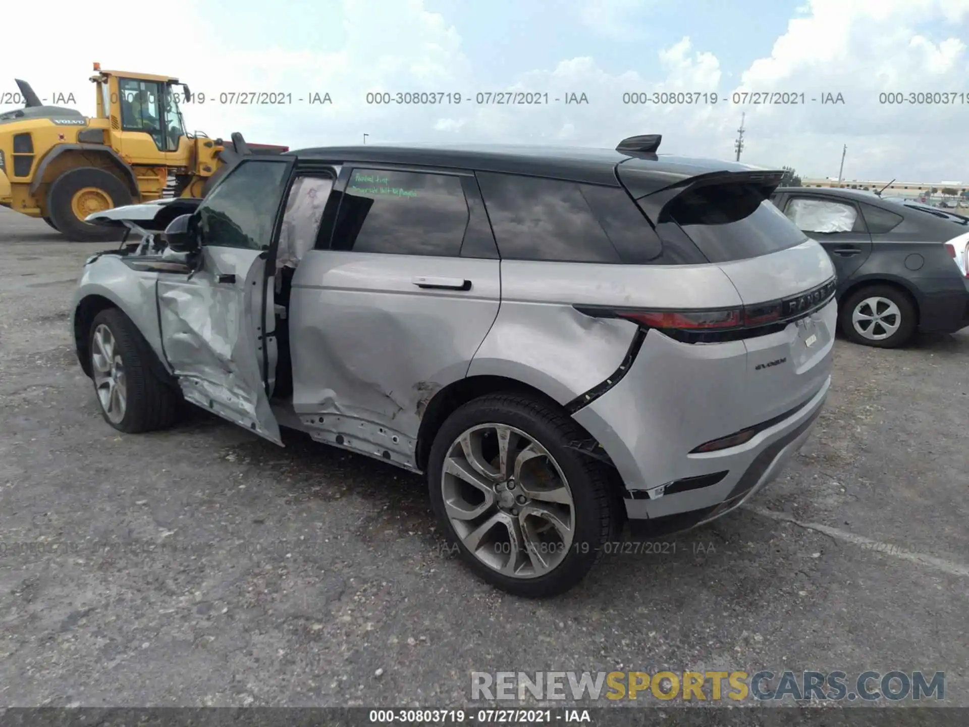 3 Фотография поврежденного автомобиля SALZL2FXXLH062812 LAND ROVER RANGE ROVER EVOQUE 2020