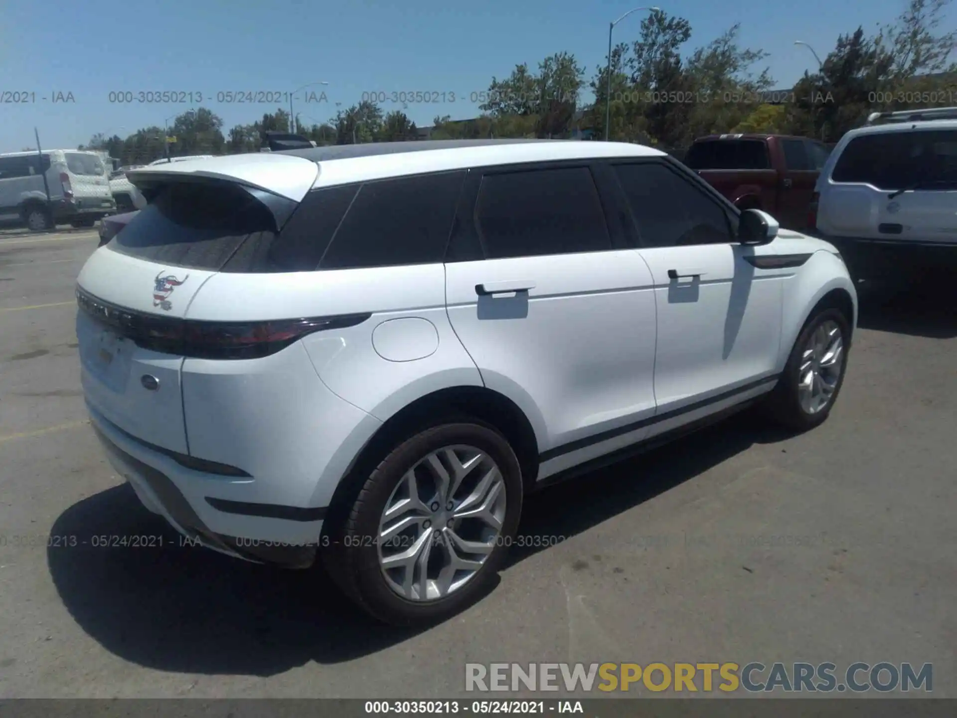 4 Photograph of a damaged car SALZL2GX5LH029506 LAND ROVER RANGE ROVER EVOQUE 2020