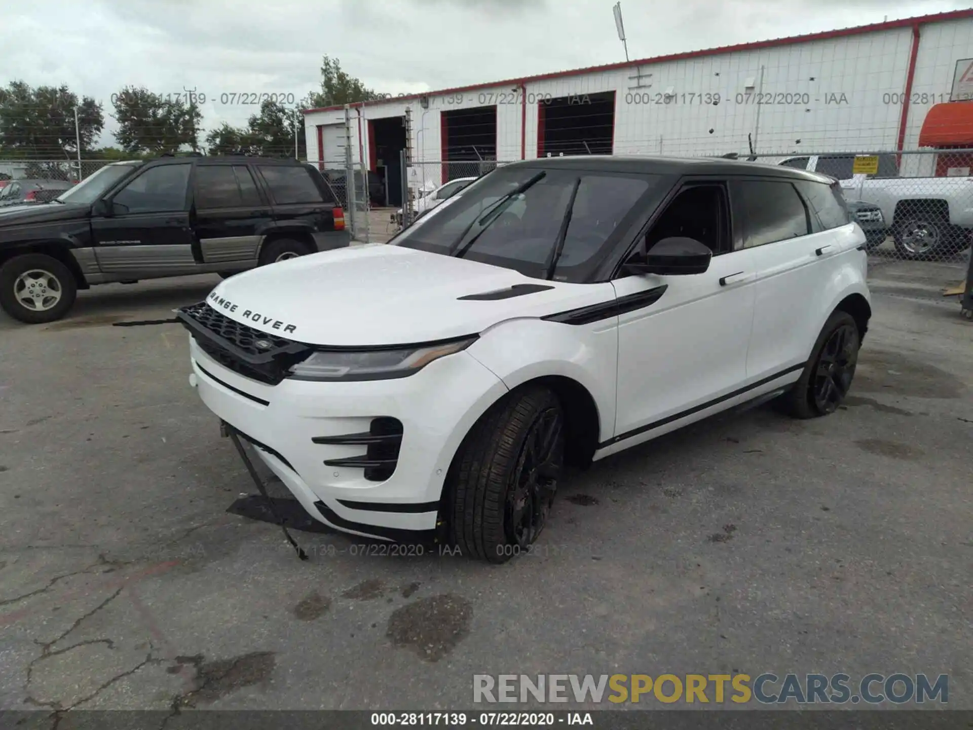 2 Фотография поврежденного автомобиля SALZM2GX0LH033458 LAND ROVER RANGE ROVER EVOQUE 2020