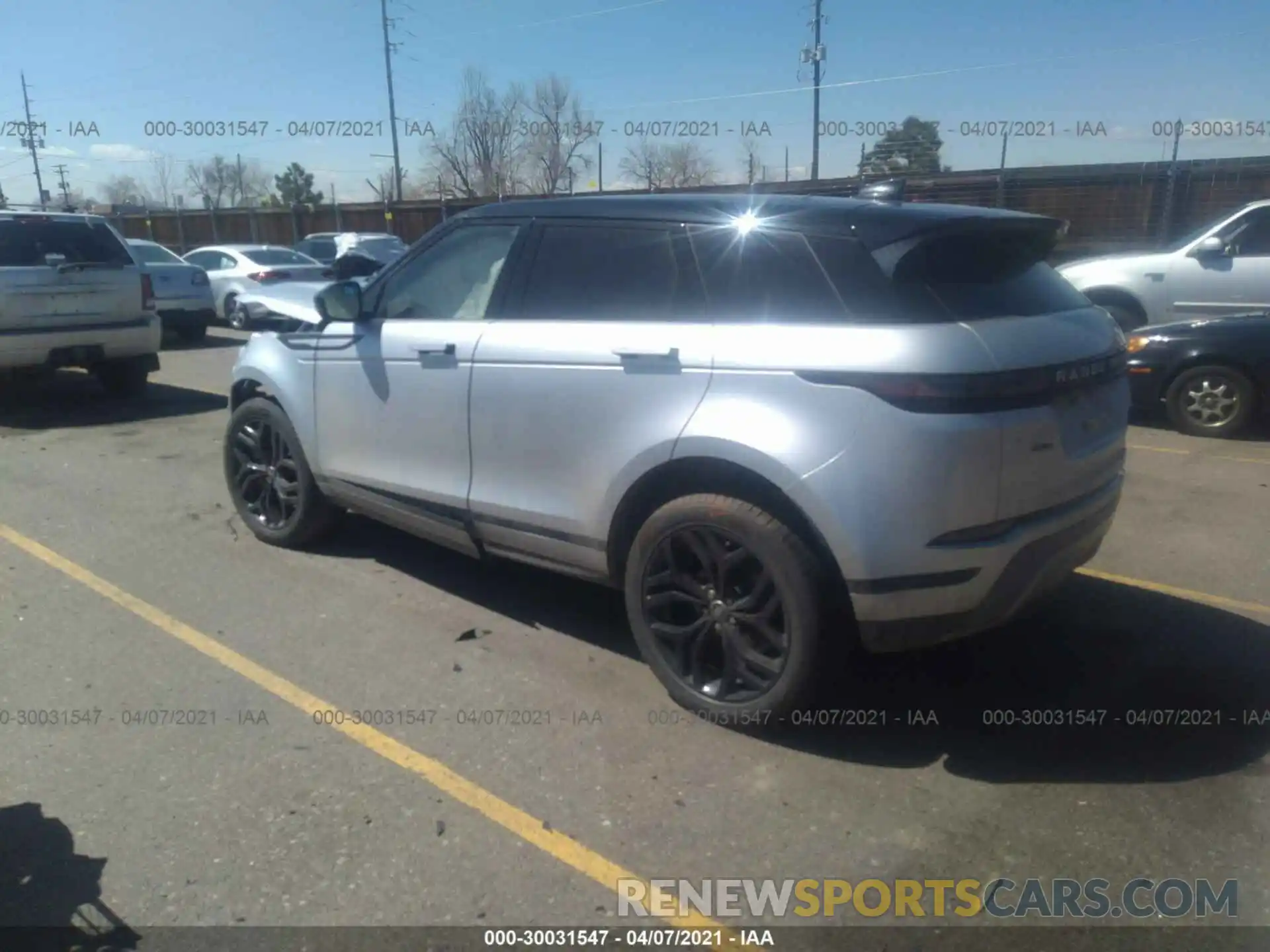 3 Фотография поврежденного автомобиля SALZP2FX4LH022097 LAND ROVER RANGE ROVER EVOQUE 2020