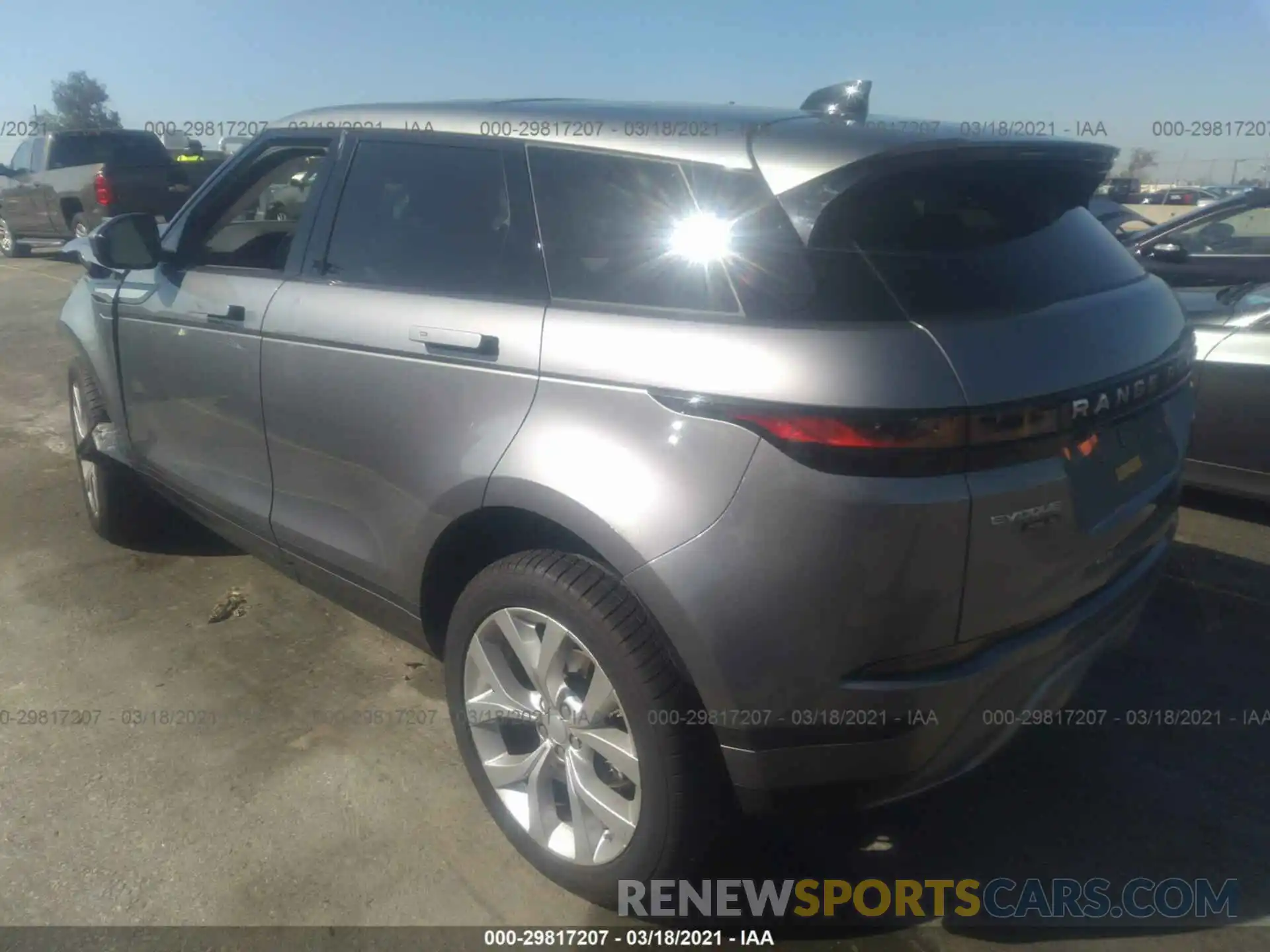 3 Фотография поврежденного автомобиля SALZP2FX6LH100525 LAND ROVER RANGE ROVER EVOQUE 2020