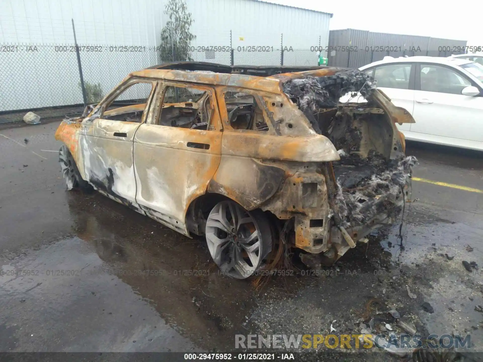 3 Photograph of a damaged car SALZP2FX7LH005682 LAND ROVER RANGE ROVER EVOQUE 2020