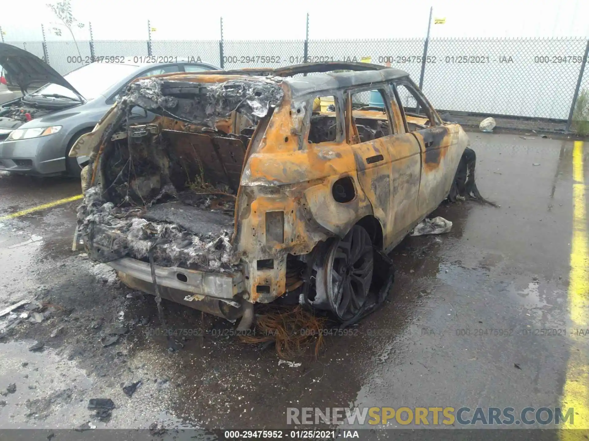 4 Photograph of a damaged car SALZP2FX7LH005682 LAND ROVER RANGE ROVER EVOQUE 2020