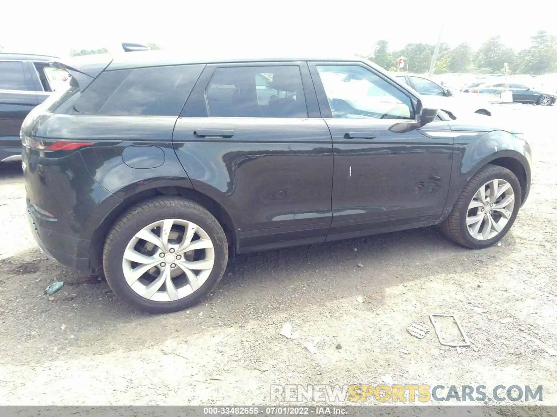 4 Photograph of a damaged car SALZP2FX8MH123628 LAND ROVER RANGE ROVER EVOQUE 2021