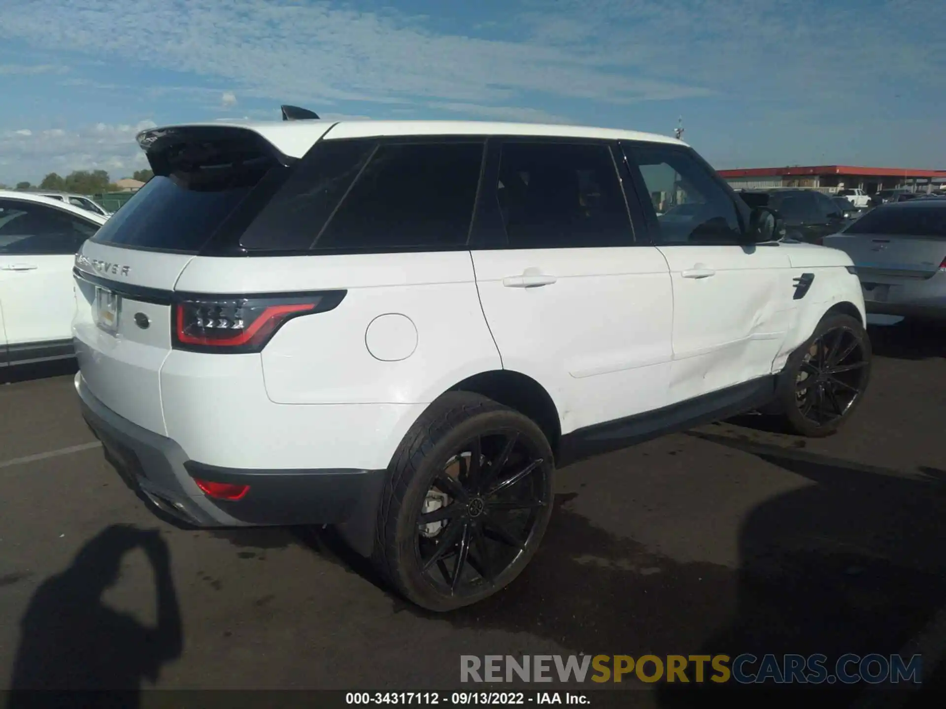 4 Photograph of a damaged car SALWG2RU5KA866158 LAND ROVER RANGE ROVER SPORT 2019