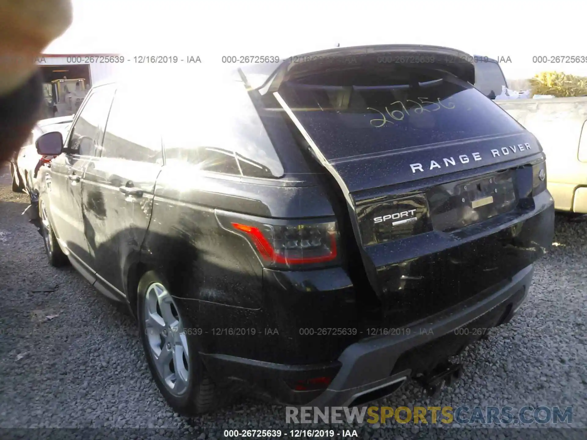 3 Photograph of a damaged car SALWG2RV6KA818600 LAND ROVER RANGE ROVER SPORT 2019