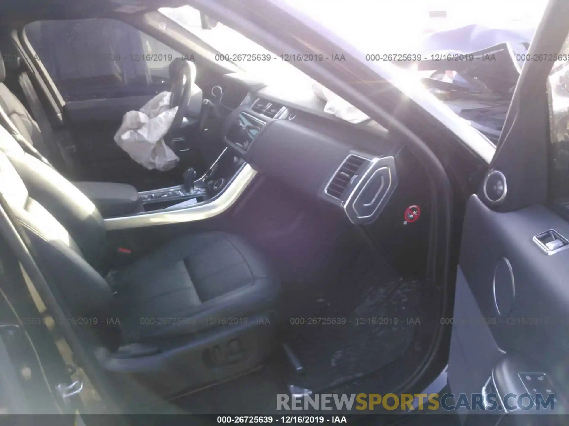 5 Photograph of a damaged car SALWG2RV6KA818600 LAND ROVER RANGE ROVER SPORT 2019