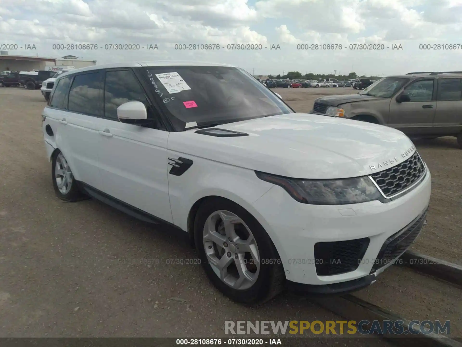 1 Фотография поврежденного автомобиля SALWG2RV7KA824583 LAND ROVER RANGE ROVER SPORT 2019