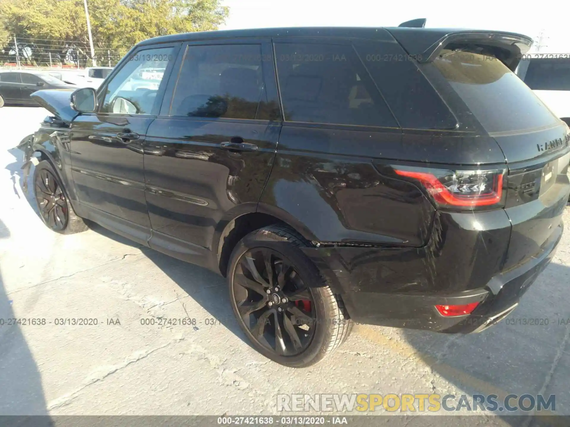 3 Фотография поврежденного автомобиля SALWG2RVXKA423559 LAND ROVER RANGE ROVER SPORT 2019