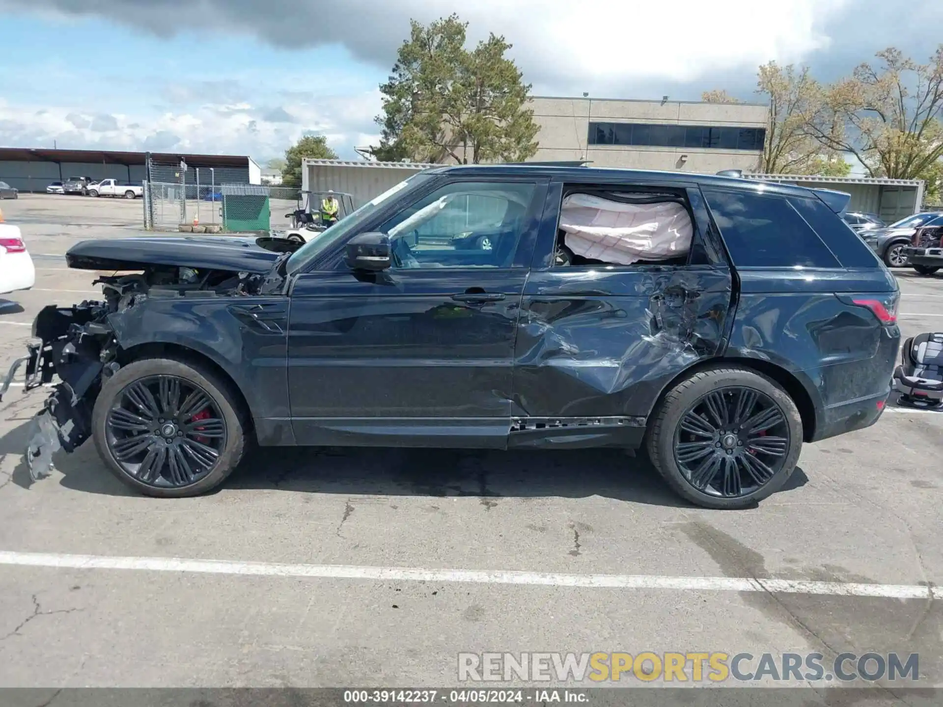 14 Photograph of a damaged car SALWR2RE0KA871805 LAND ROVER RANGE ROVER SPORT 2019