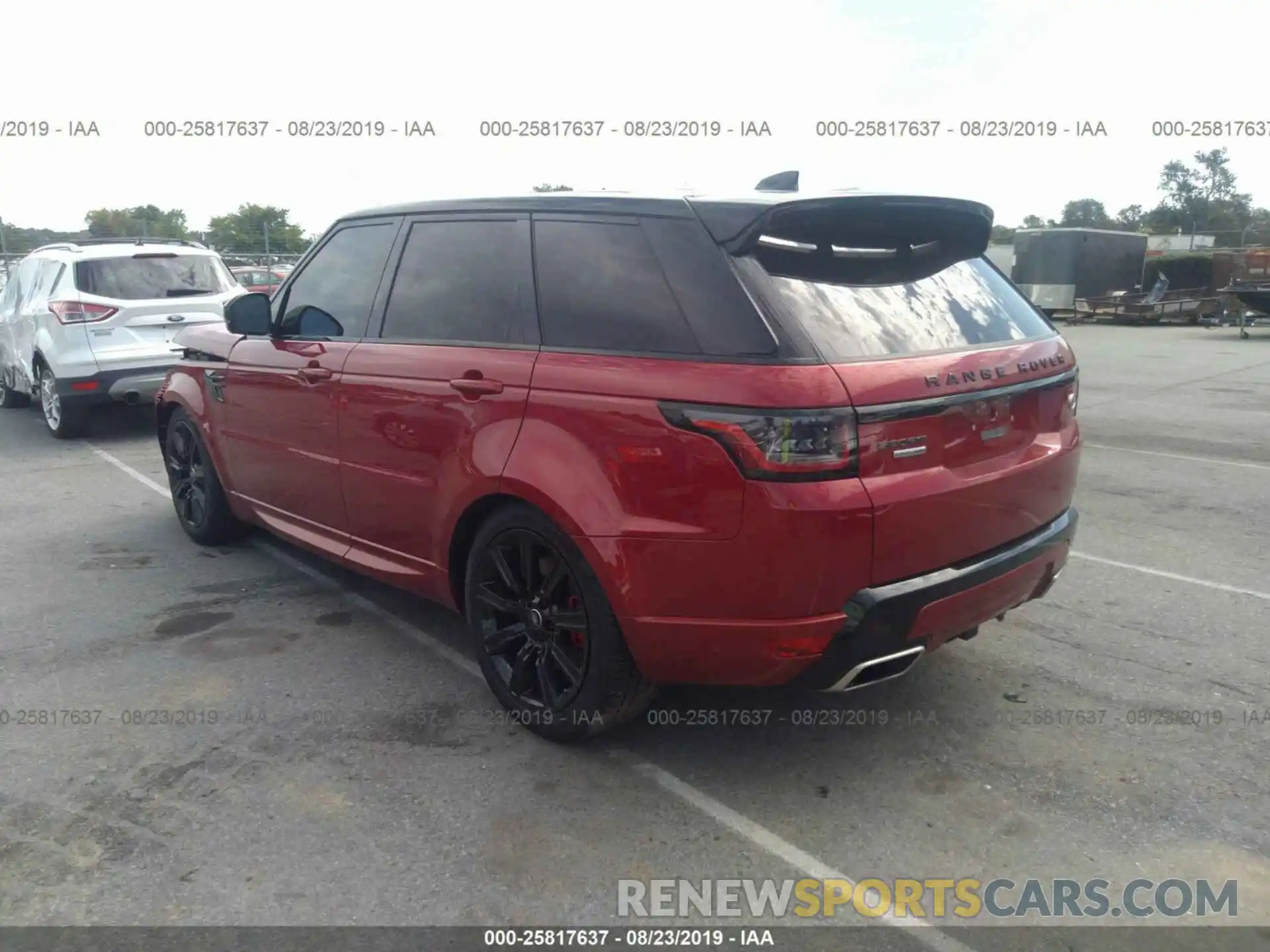 3 Photograph of a damaged car SALWR2RE2KA824291 LAND ROVER RANGE ROVER SPORT 2019