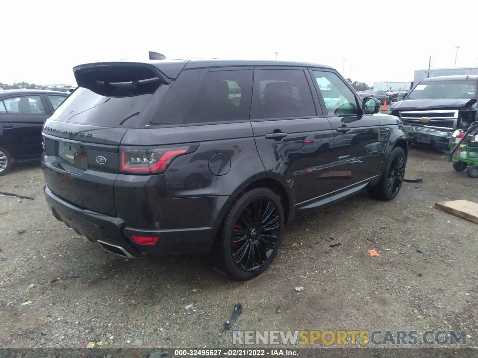 4 Photograph of a damaged car SALWR2RE2KA855346 LAND ROVER RANGE ROVER SPORT 2019