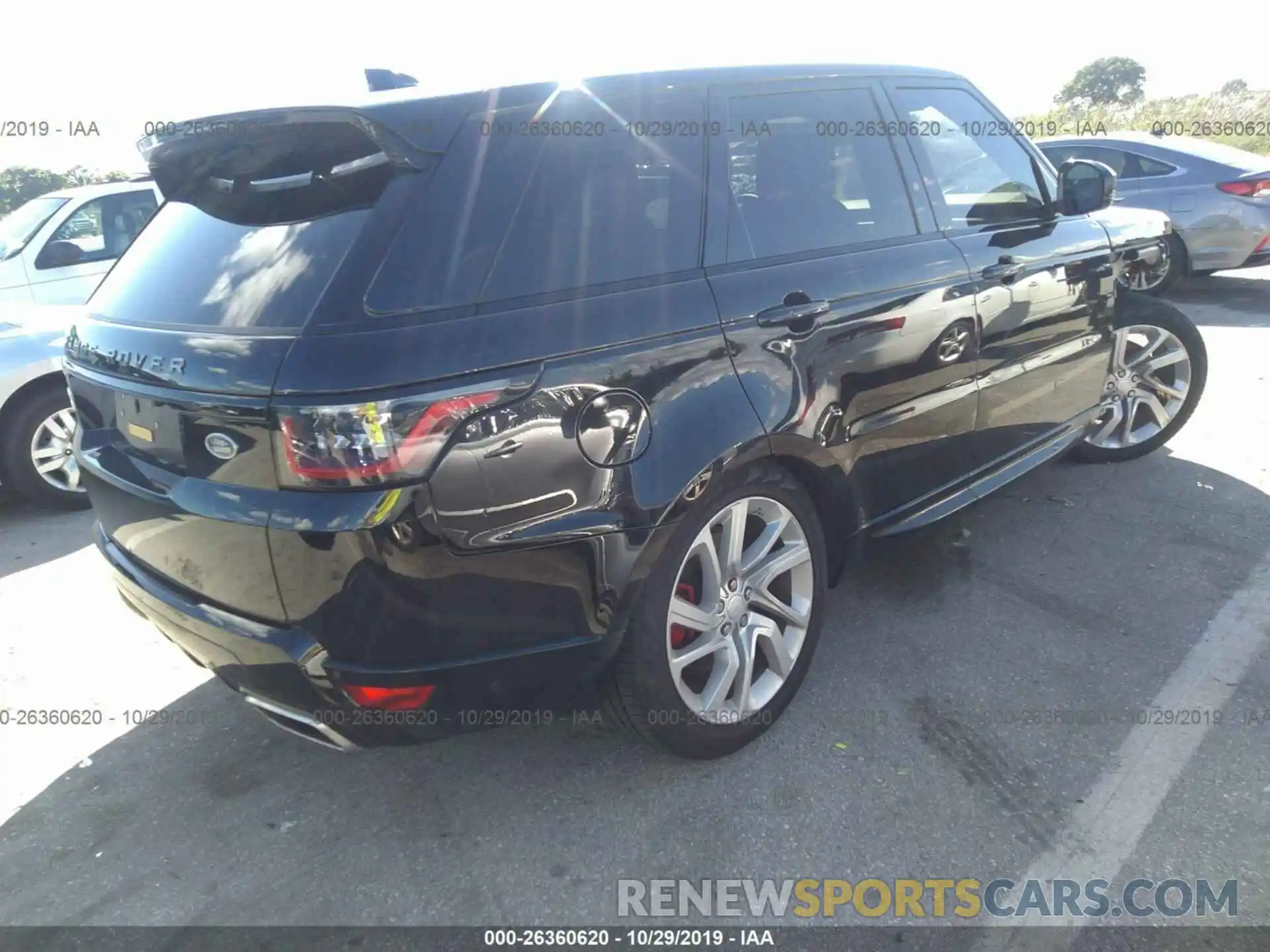 4 Photograph of a damaged car SALWR2RE3KA819231 LAND ROVER RANGE ROVER SPORT 2019