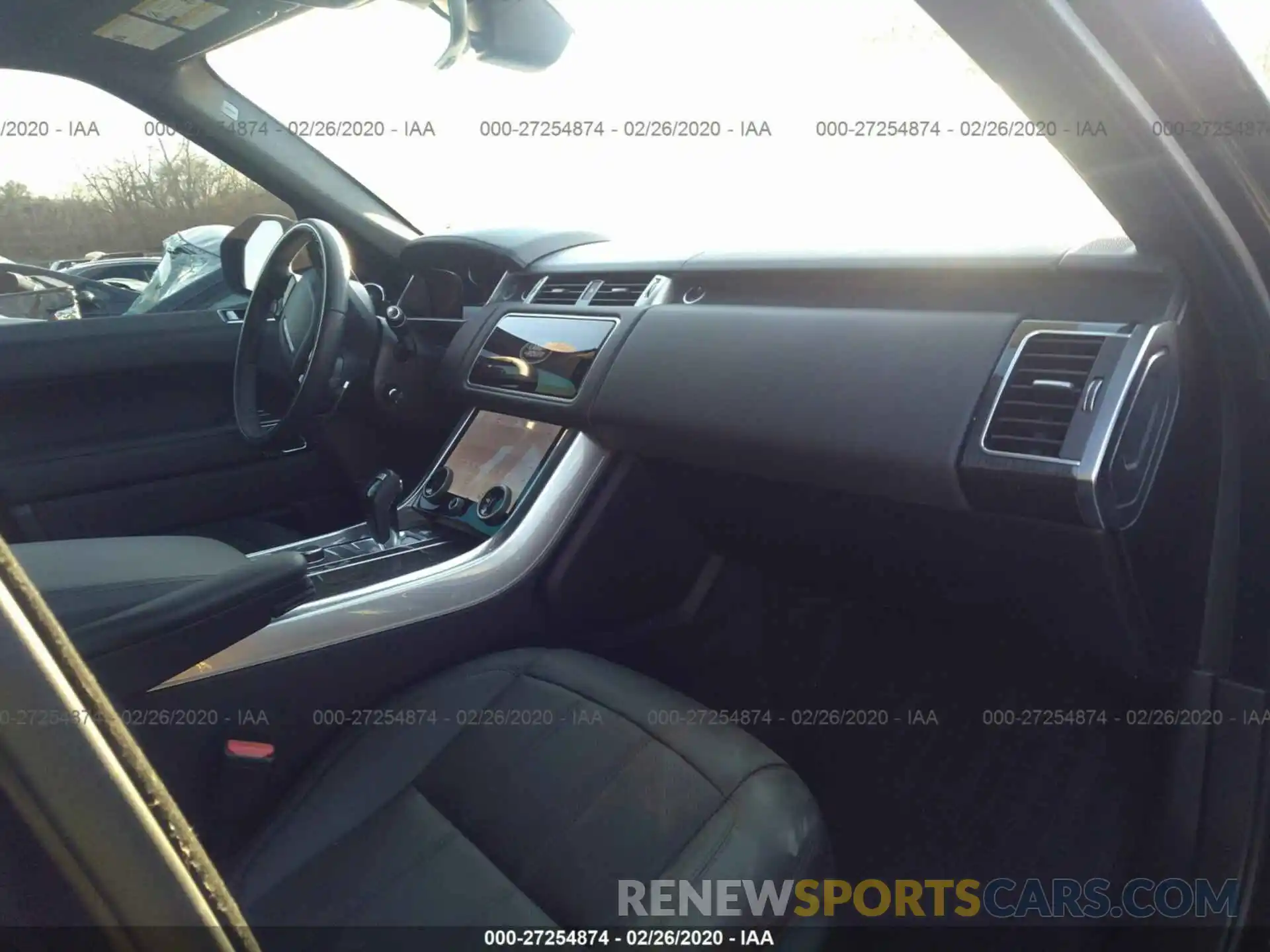 5 Photograph of a damaged car SALWR2RE9KA855540 LAND ROVER RANGE ROVER SPORT 2019