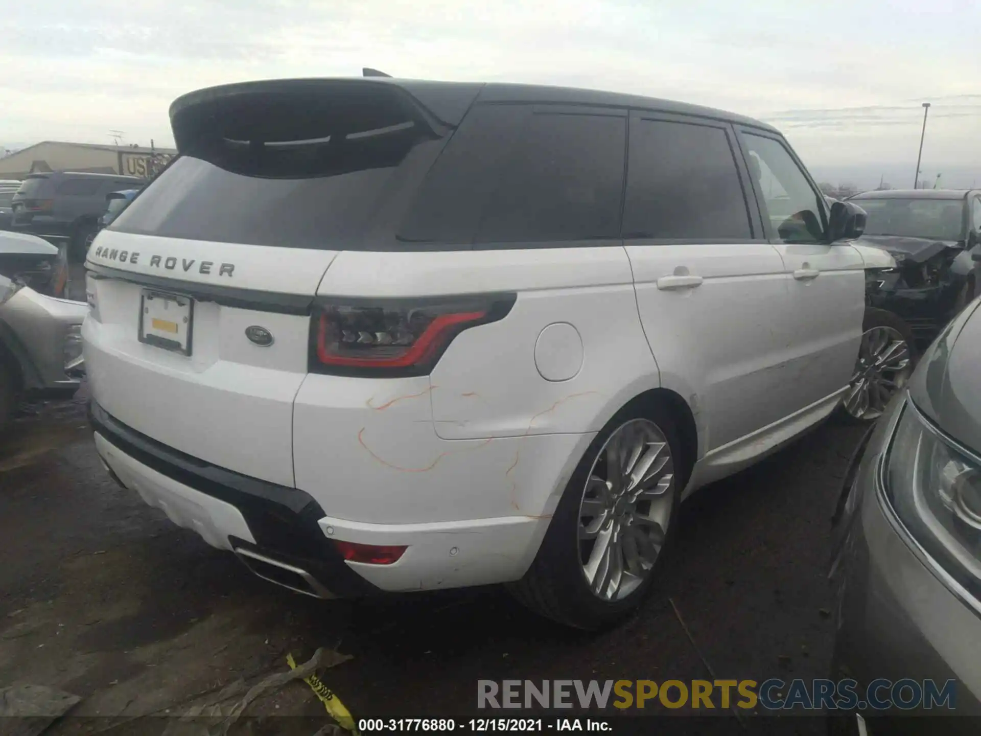 4 Фотография поврежденного автомобиля SALWR2REXKA825009 LAND ROVER RANGE ROVER SPORT 2019