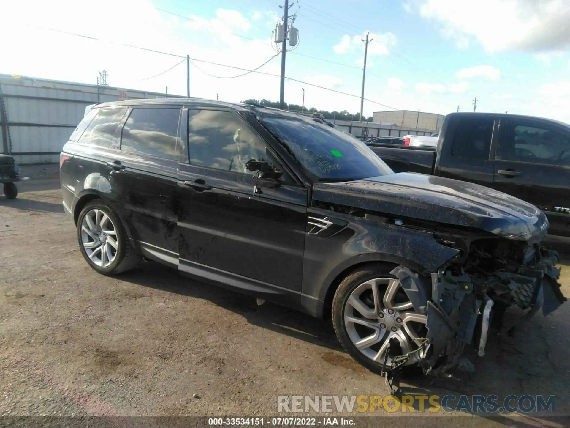 1 Photograph of a damaged car SALWR2RK2KA824328 LAND ROVER RANGE ROVER SPORT 2019