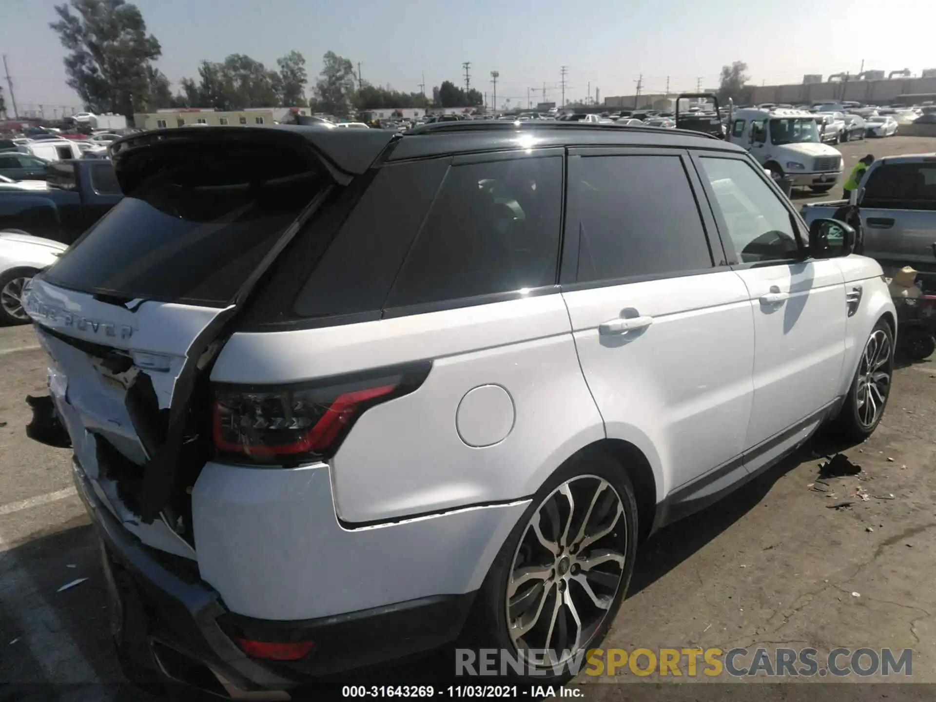 4 Фотография поврежденного автомобиля SALWR2RU3KA870641 LAND ROVER RANGE ROVER SPORT 2019