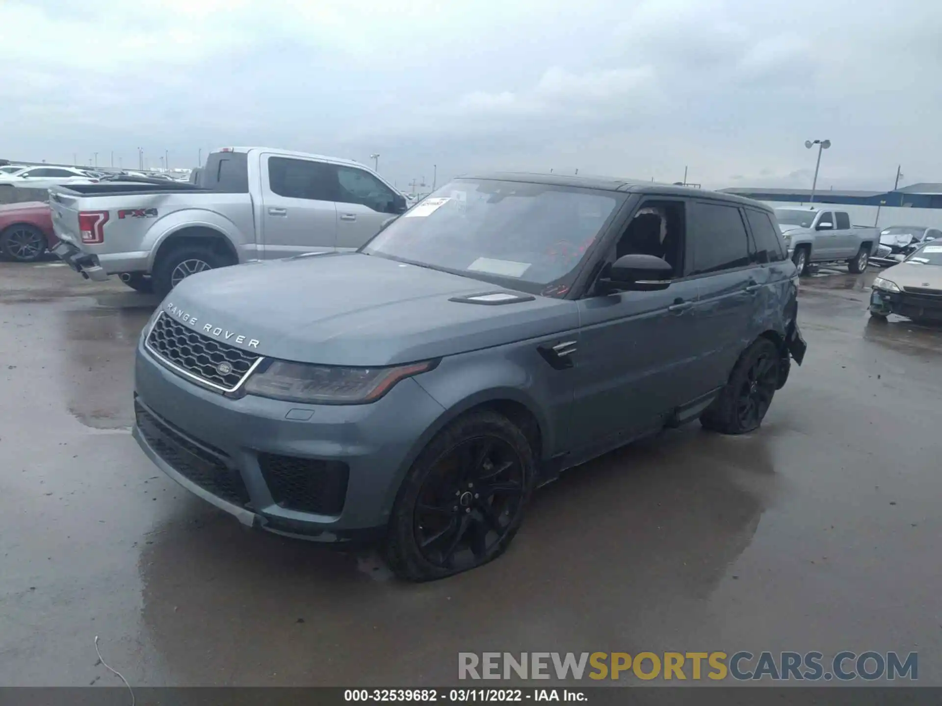 2 Фотография поврежденного автомобиля SALWR2RV0KA819302 LAND ROVER RANGE ROVER SPORT 2019