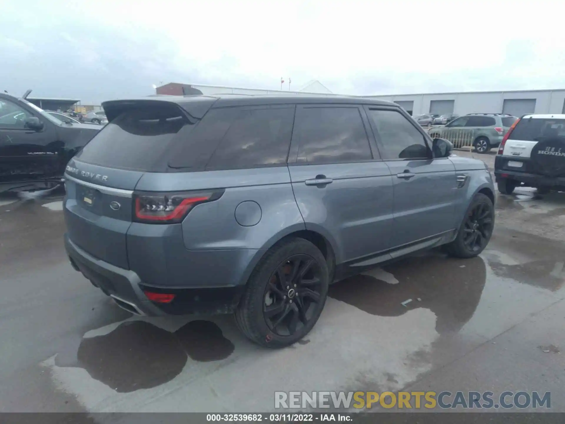 4 Фотография поврежденного автомобиля SALWR2RV0KA819302 LAND ROVER RANGE ROVER SPORT 2019