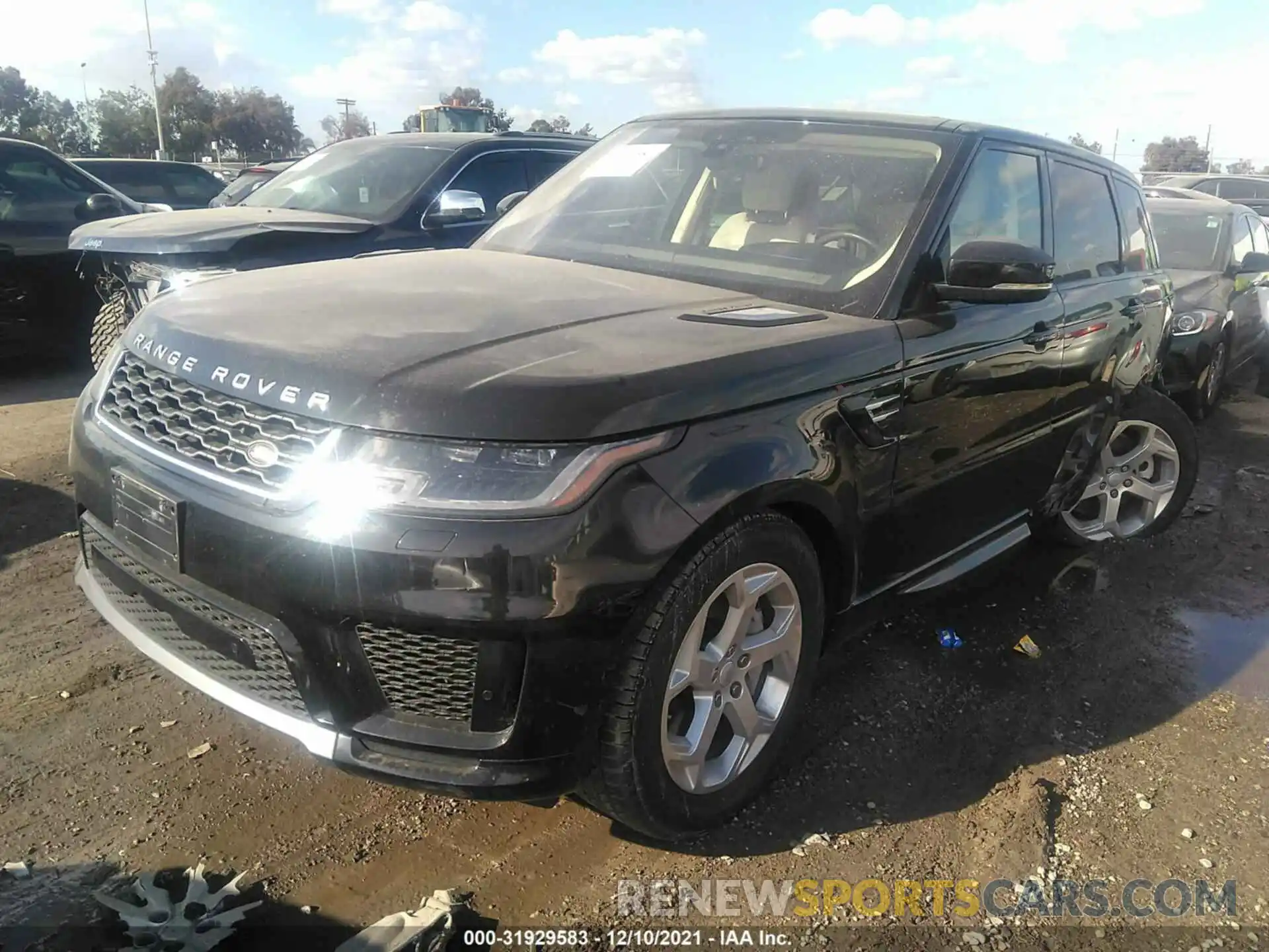 2 Фотография поврежденного автомобиля SALWR2RV2KA843570 LAND ROVER RANGE ROVER SPORT 2019