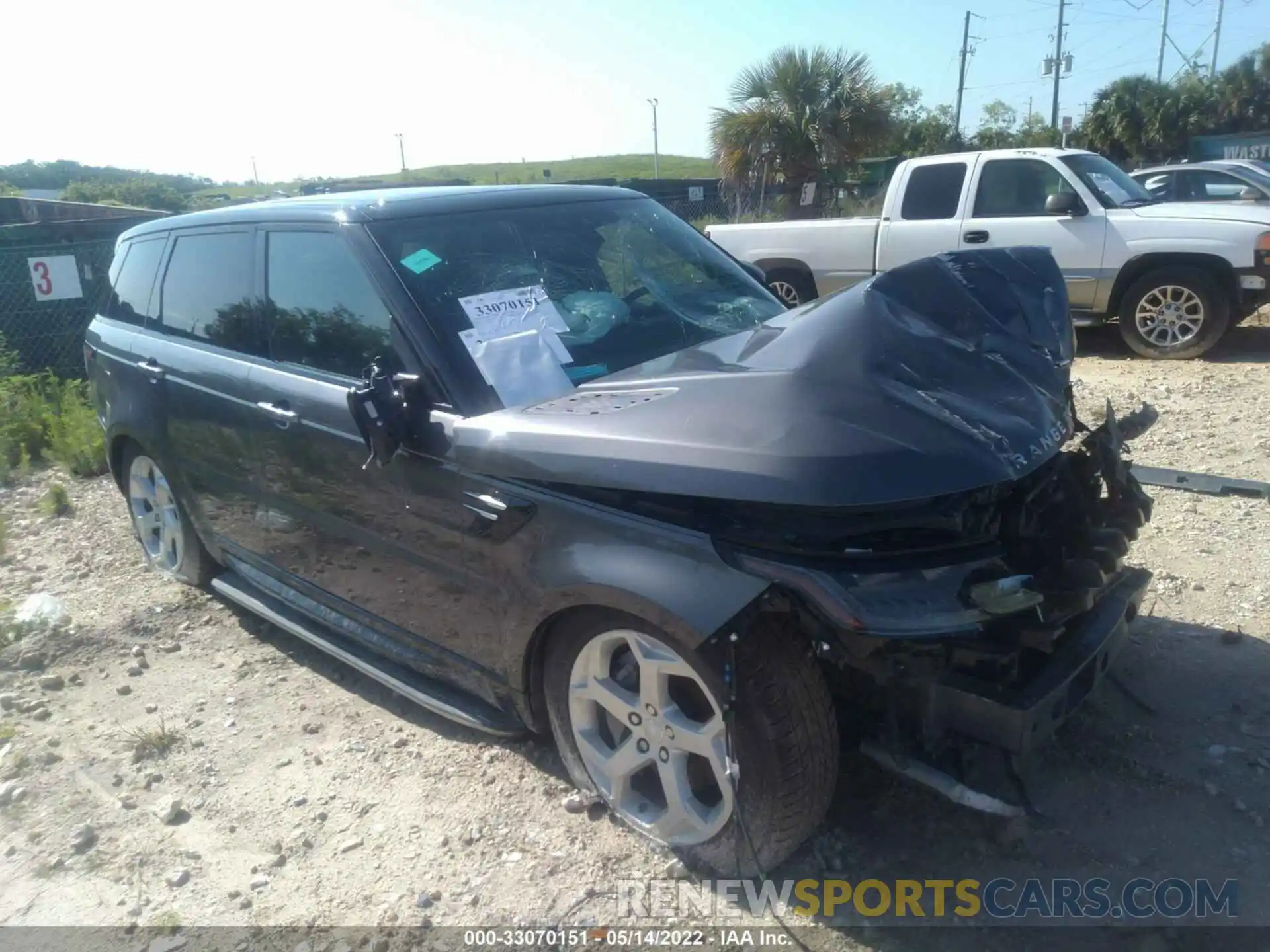 1 Photograph of a damaged car SALWR2RV3KA818189 LAND ROVER RANGE ROVER SPORT 2019