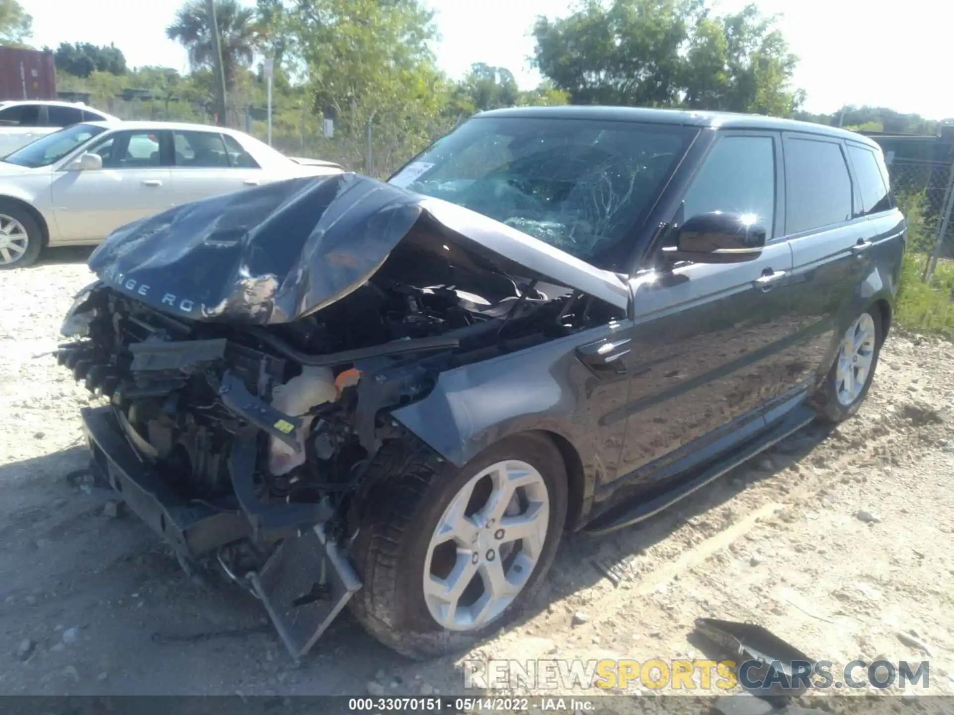 2 Photograph of a damaged car SALWR2RV3KA818189 LAND ROVER RANGE ROVER SPORT 2019