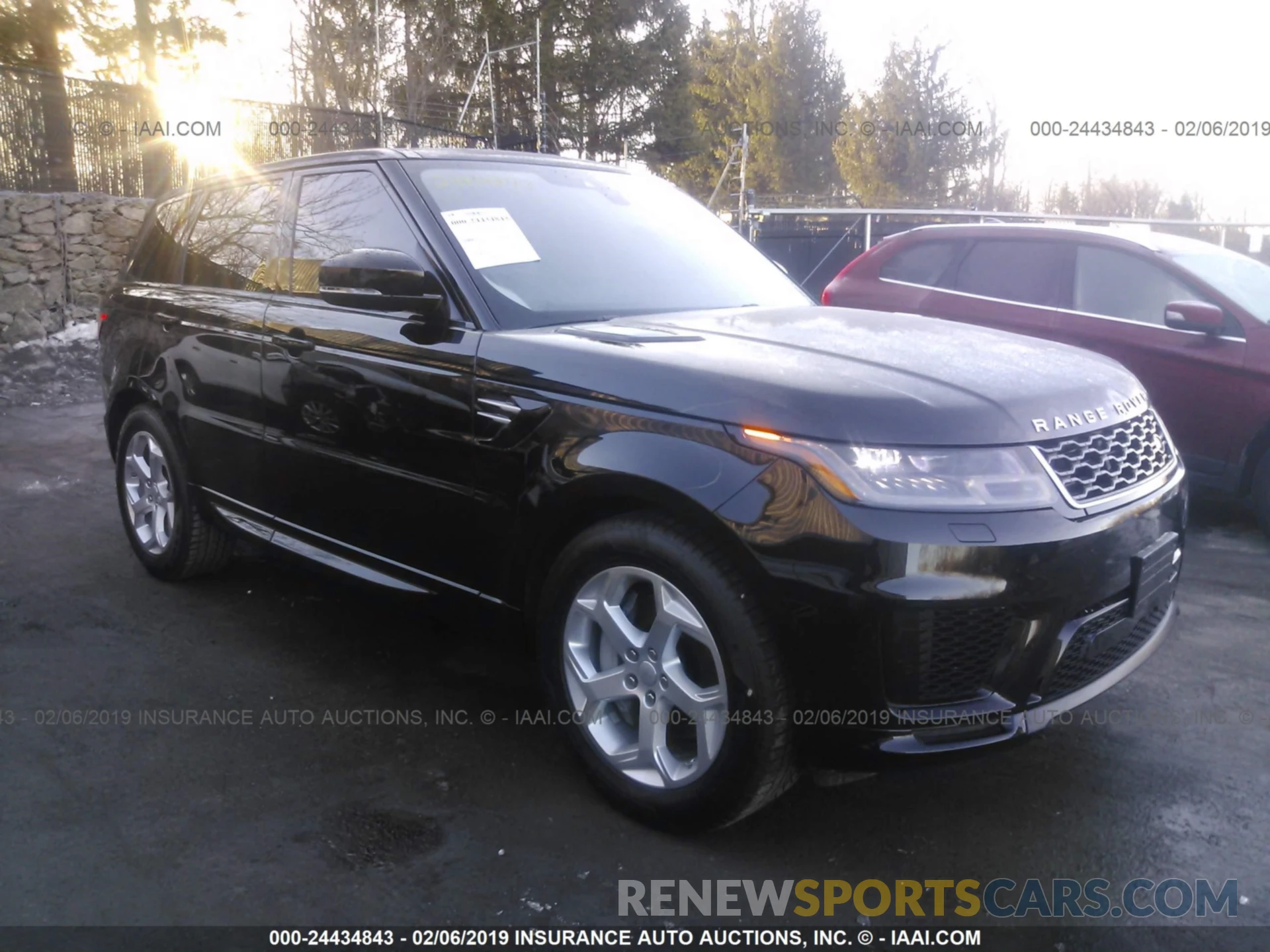 1 Photograph of a damaged car SALWR2RV3KA827748 LAND ROVER RANGE ROVER SPORT 2019