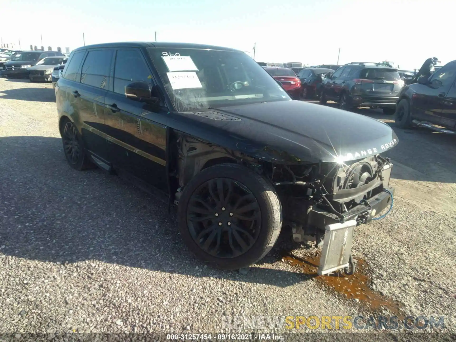 1 Photograph of a damaged car SALWR2RV3KA840595 LAND ROVER RANGE ROVER SPORT 2019