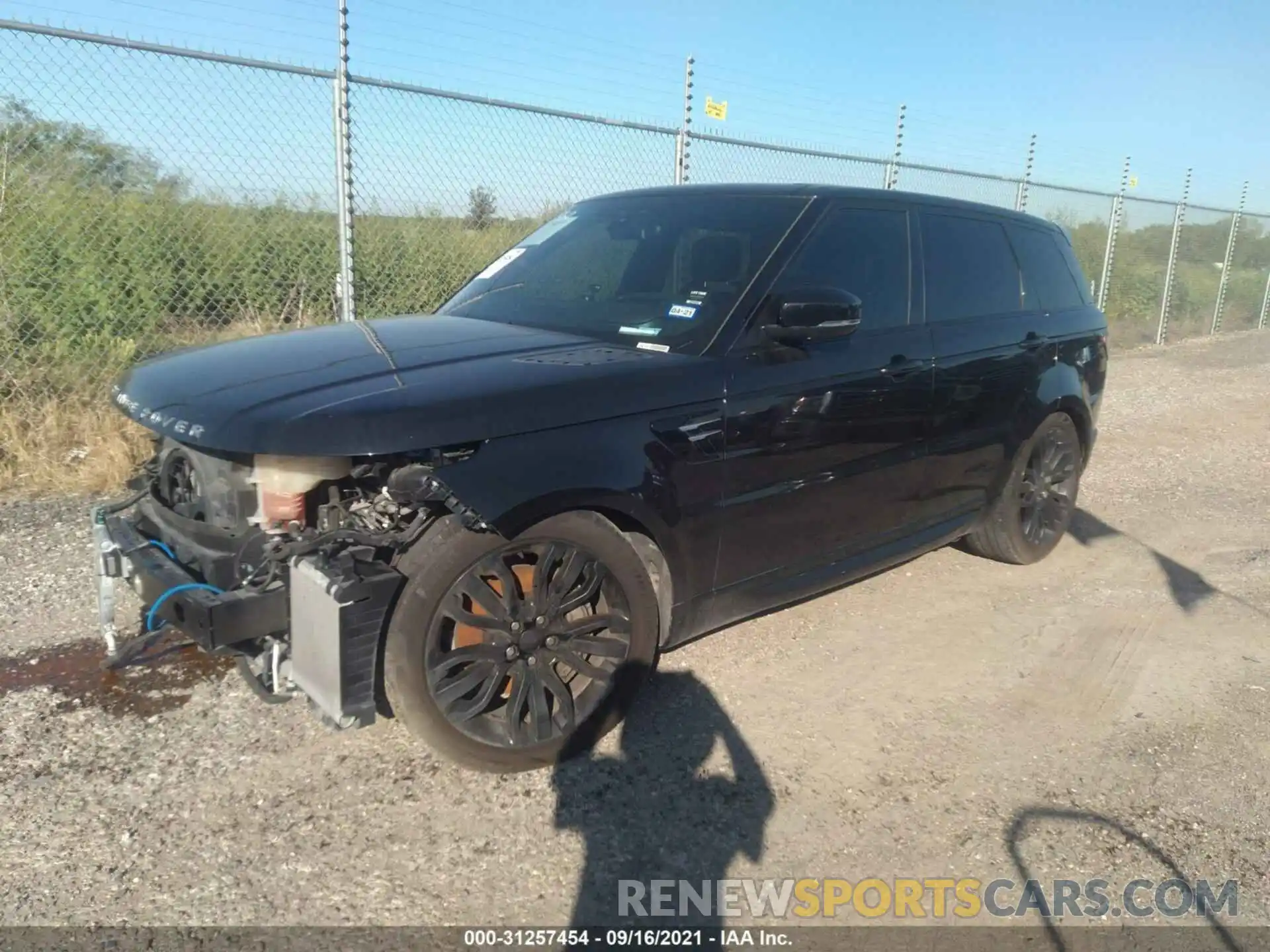 2 Фотография поврежденного автомобиля SALWR2RV3KA840595 LAND ROVER RANGE ROVER SPORT 2019