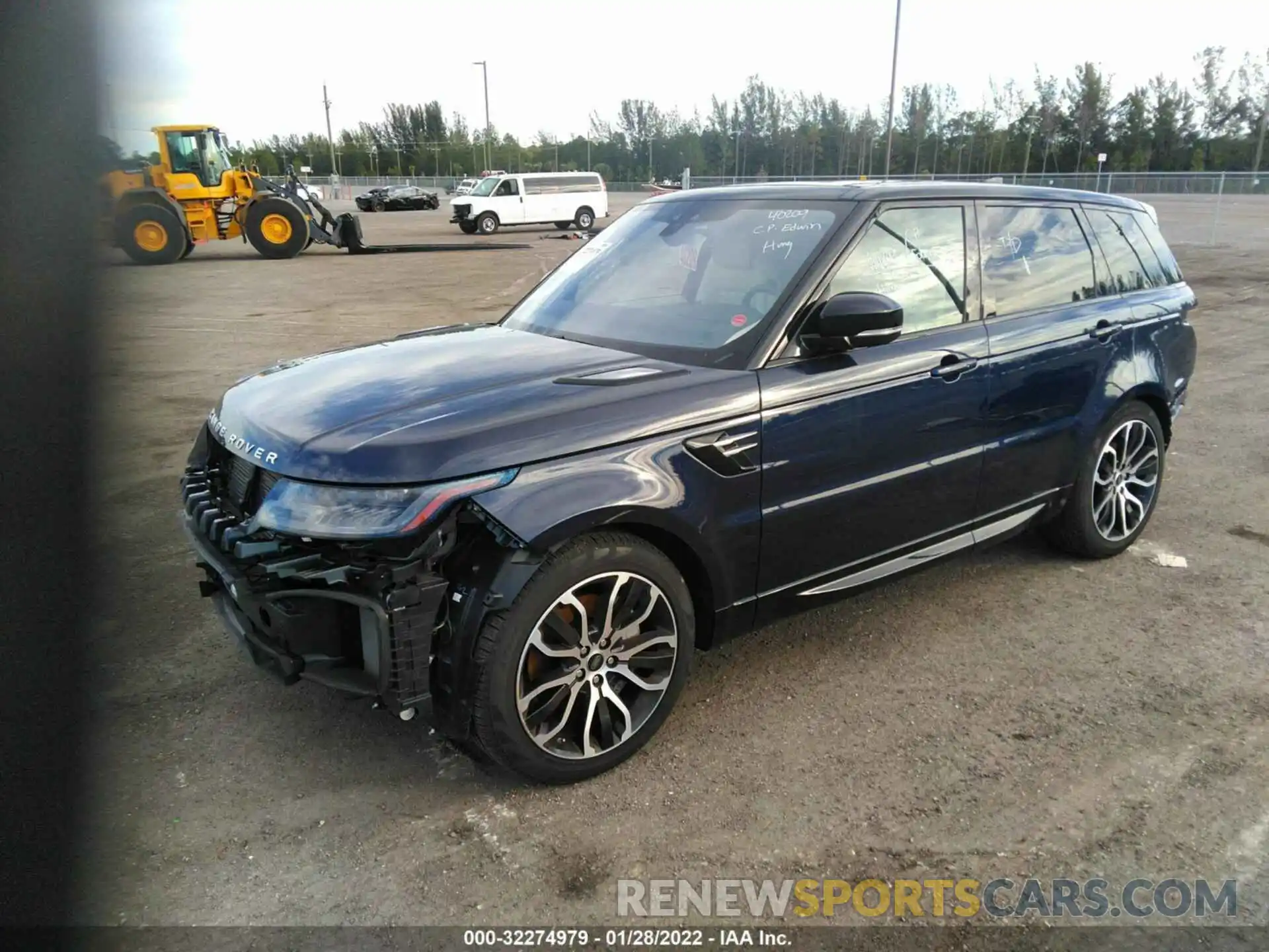 2 Фотография поврежденного автомобиля SALWR2RV4KA845675 LAND ROVER RANGE ROVER SPORT 2019