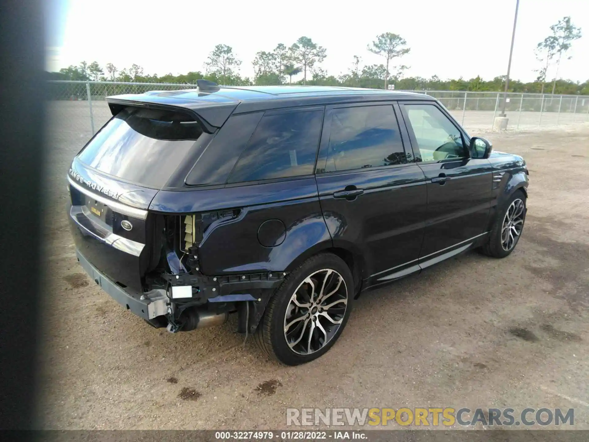 4 Фотография поврежденного автомобиля SALWR2RV4KA845675 LAND ROVER RANGE ROVER SPORT 2019