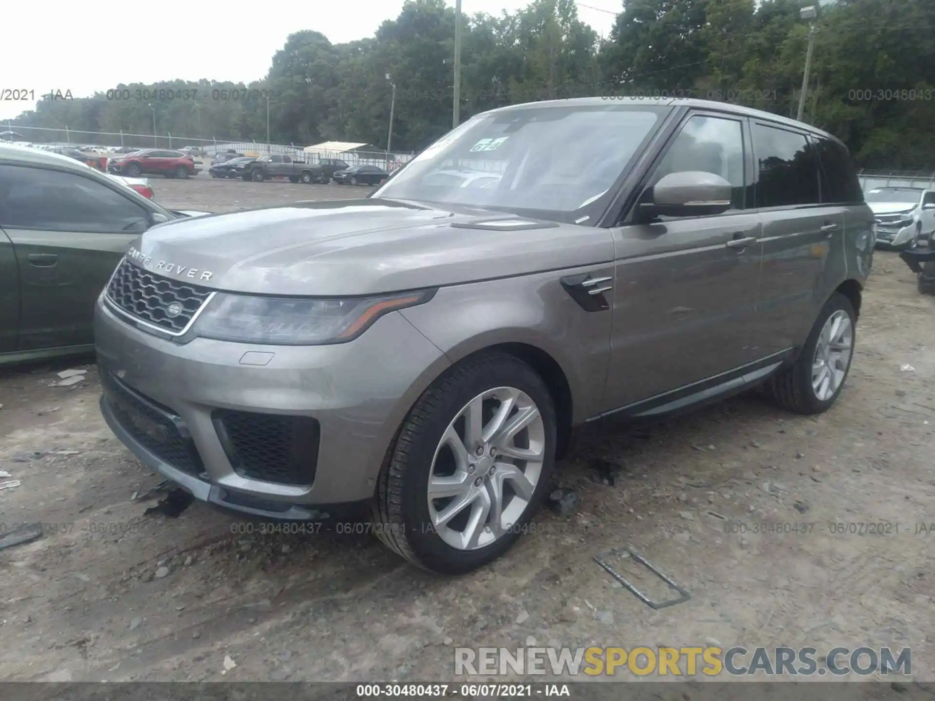 2 Фотография поврежденного автомобиля SALWR2RV7KA822570 LAND ROVER RANGE ROVER SPORT 2019