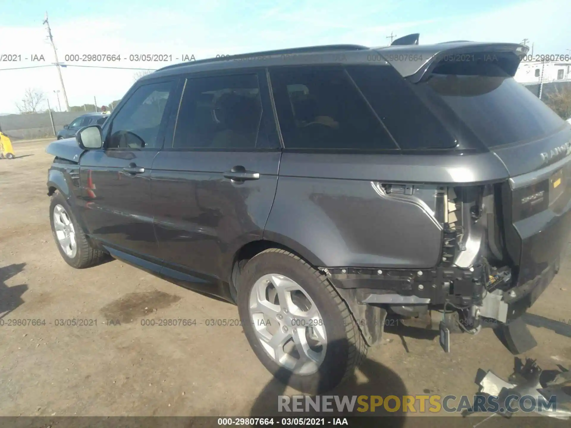 3 Фотография поврежденного автомобиля SALWR2RV9KA816138 LAND ROVER RANGE ROVER SPORT 2019