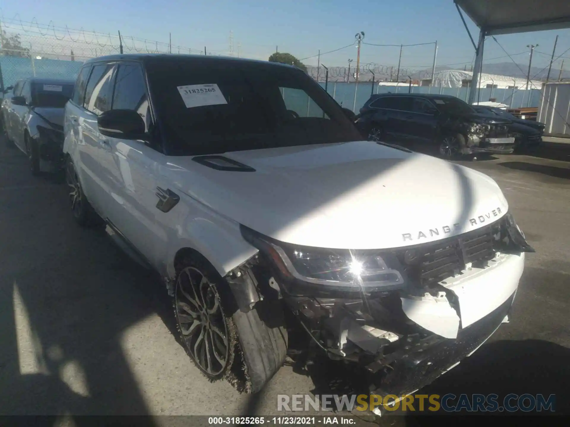 1 Photograph of a damaged car SALWR2RVXKA414967 LAND ROVER RANGE ROVER SPORT 2019