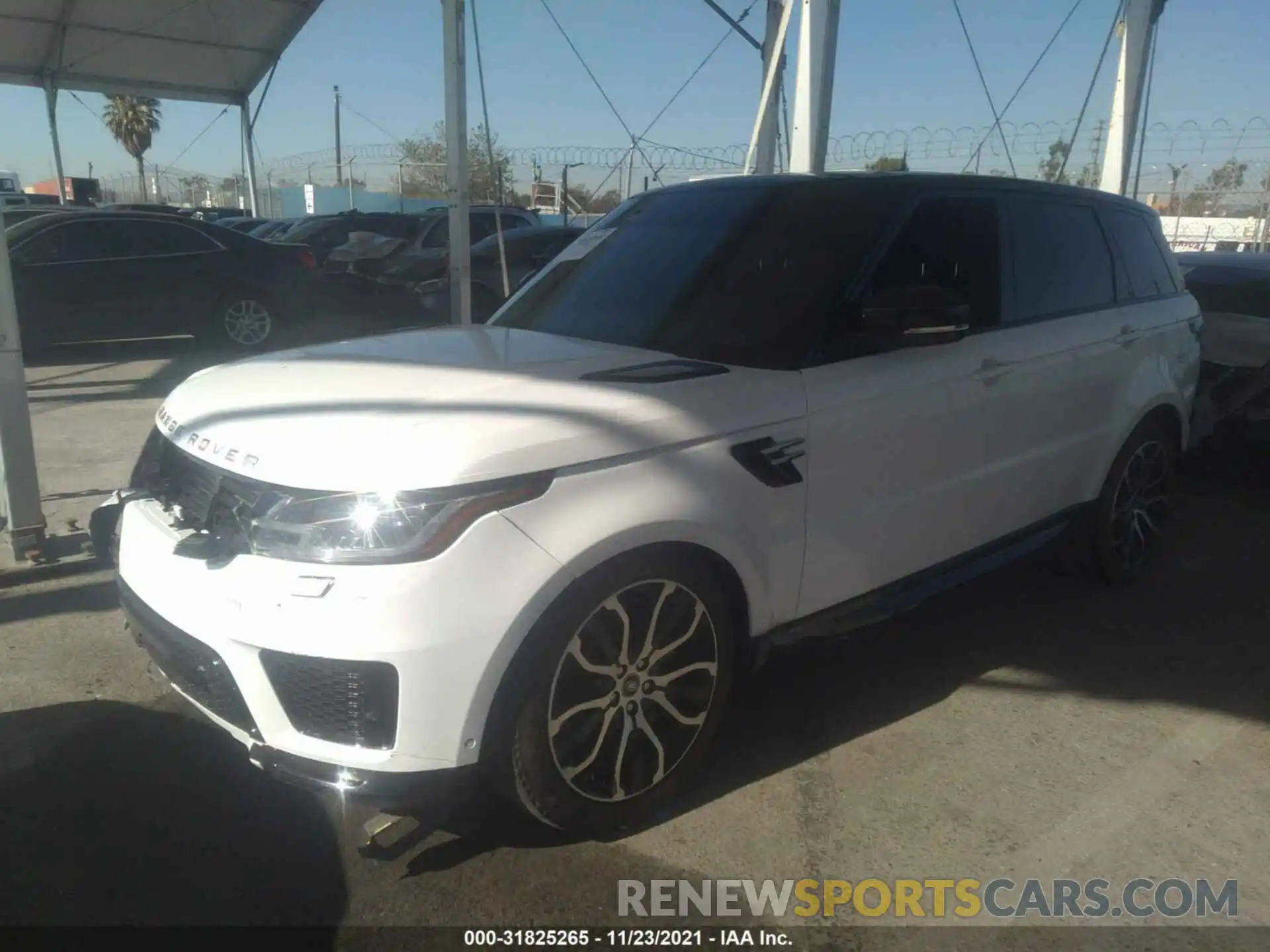 2 Фотография поврежденного автомобиля SALWR2RVXKA414967 LAND ROVER RANGE ROVER SPORT 2019