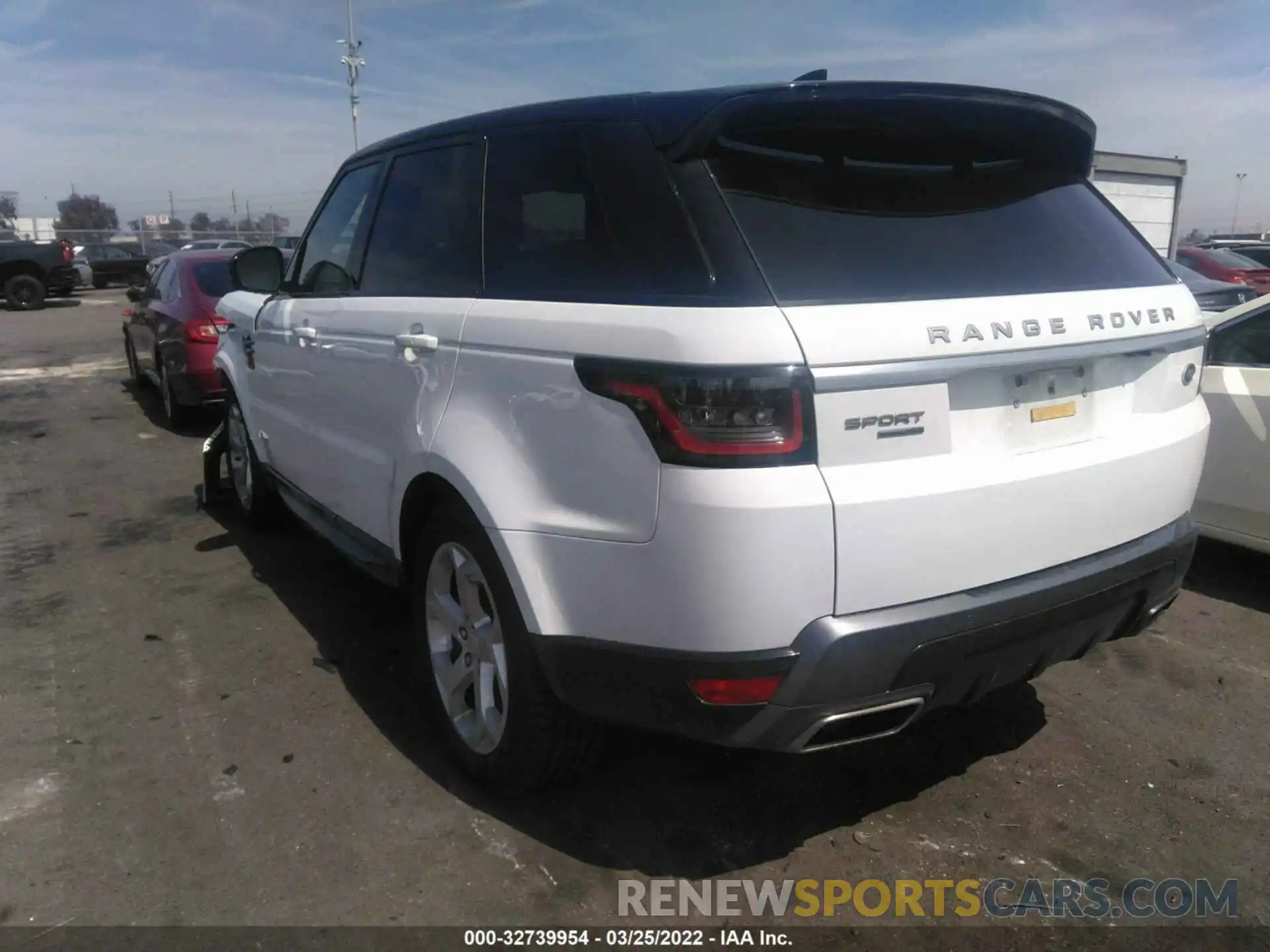 3 Photograph of a damaged car SALWR2RVXKA838648 LAND ROVER RANGE ROVER SPORT 2019