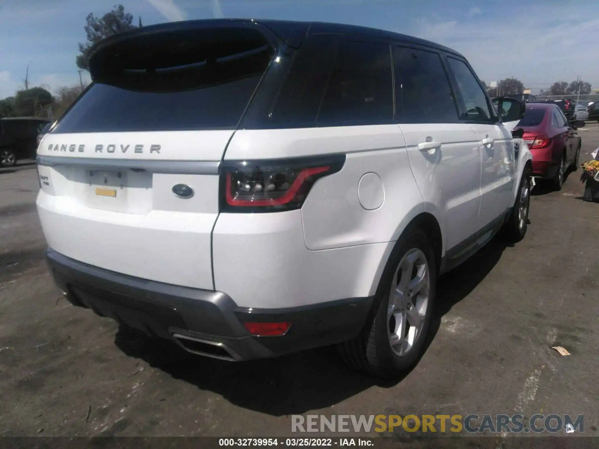 4 Photograph of a damaged car SALWR2RVXKA838648 LAND ROVER RANGE ROVER SPORT 2019