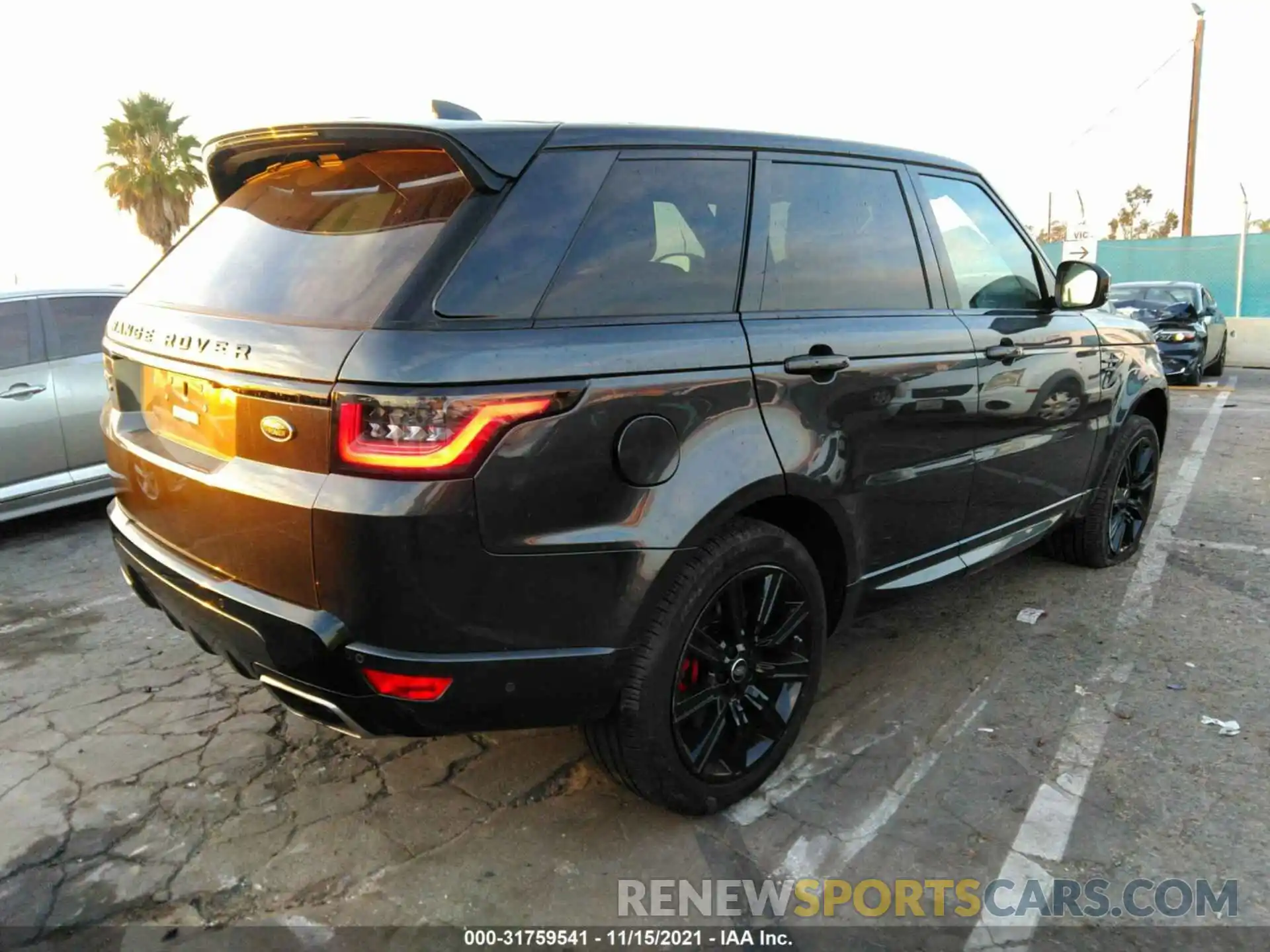 4 Фотография поврежденного автомобиля SALWS2SU0KA872491 LAND ROVER RANGE ROVER SPORT 2019