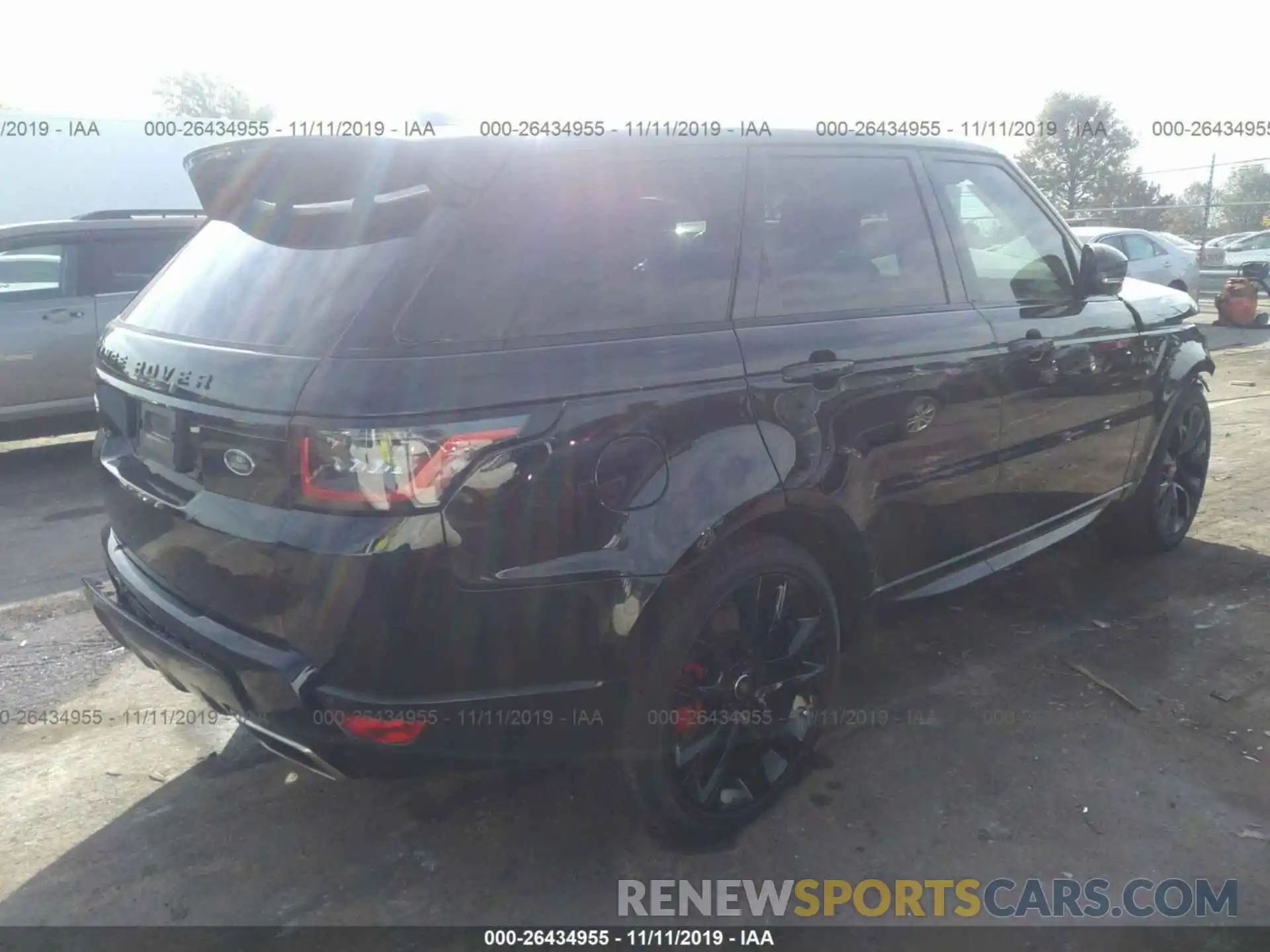 4 Фотография поврежденного автомобиля SALWS2SU3KA867477 LAND ROVER RANGE ROVER SPORT 2019