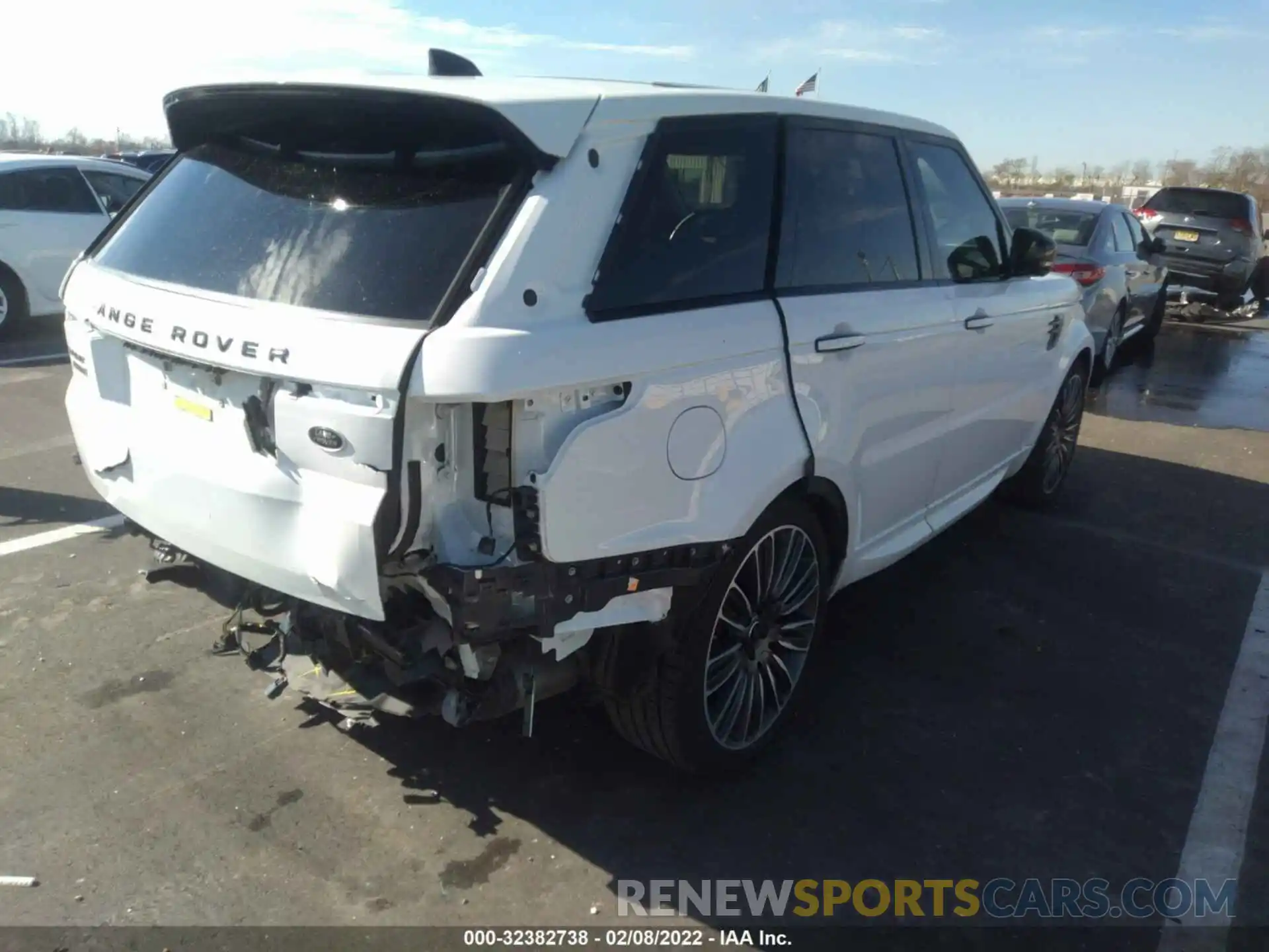 4 Photograph of a damaged car SALWV2RE7KA862224 LAND ROVER RANGE ROVER SPORT 2019