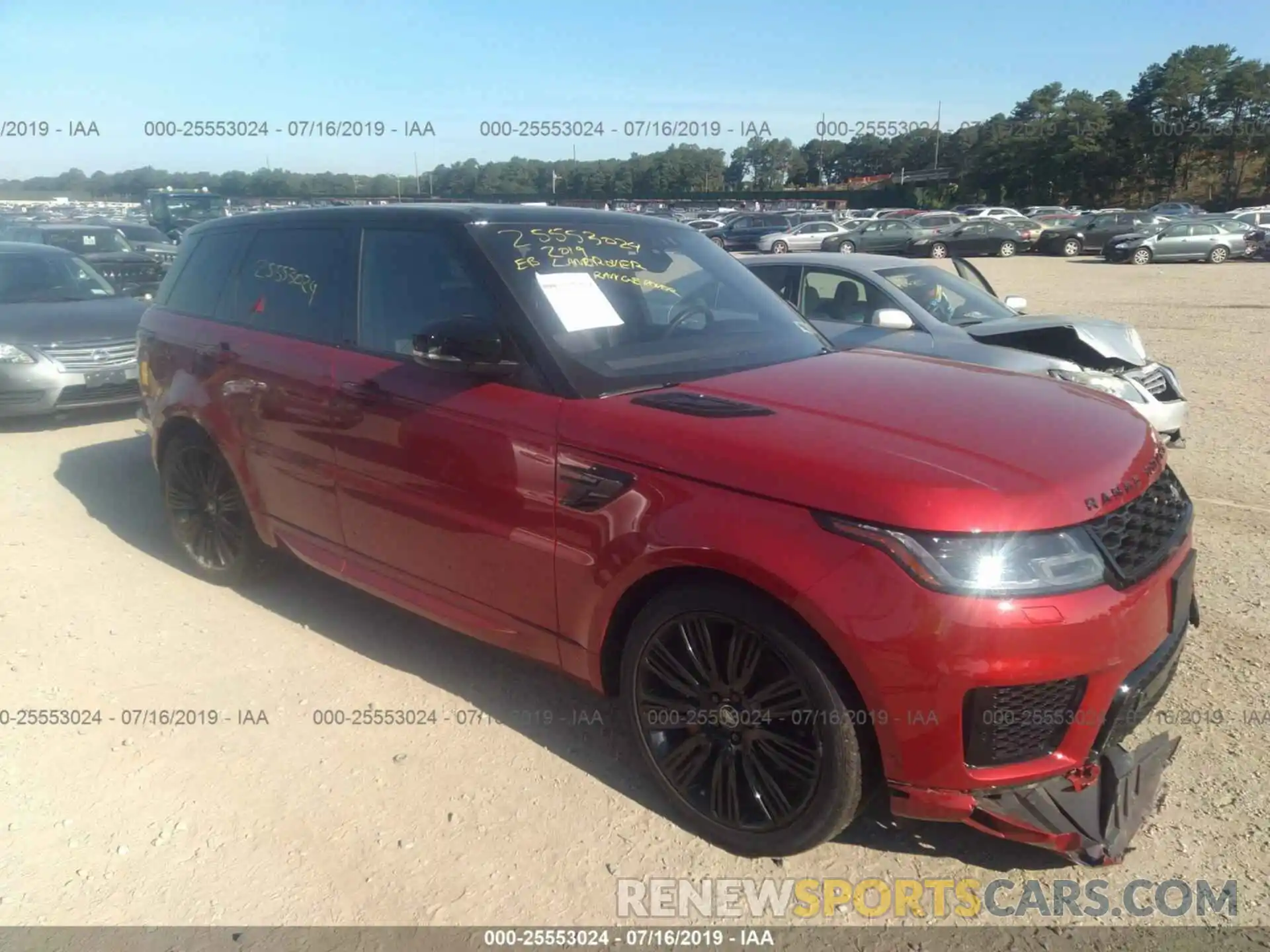 1 Фотография поврежденного автомобиля SALWV2SV1KA420467 LAND ROVER RANGE ROVER SPORT 2019