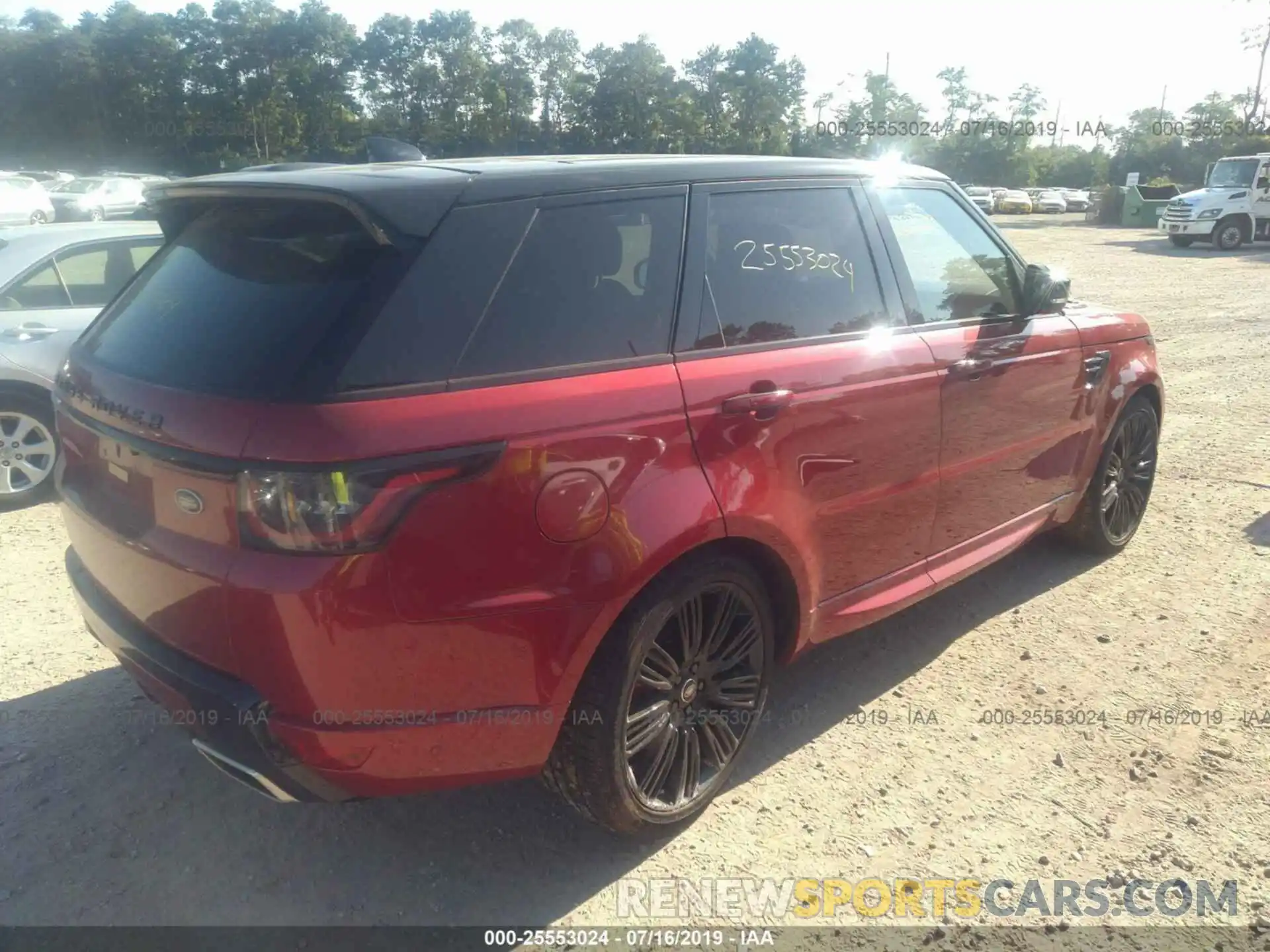 4 Фотография поврежденного автомобиля SALWV2SV1KA420467 LAND ROVER RANGE ROVER SPORT 2019