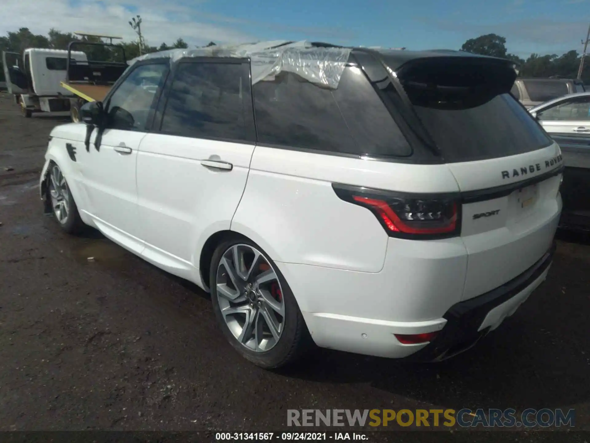 3 Фотография поврежденного автомобиля SALWV2SV1KA421666 LAND ROVER RANGE ROVER SPORT 2019