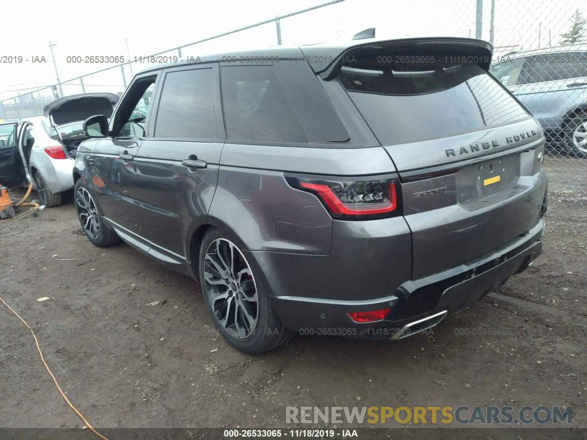 3 Фотография поврежденного автомобиля SALWV2SV1KA846482 LAND ROVER RANGE ROVER SPORT 2019