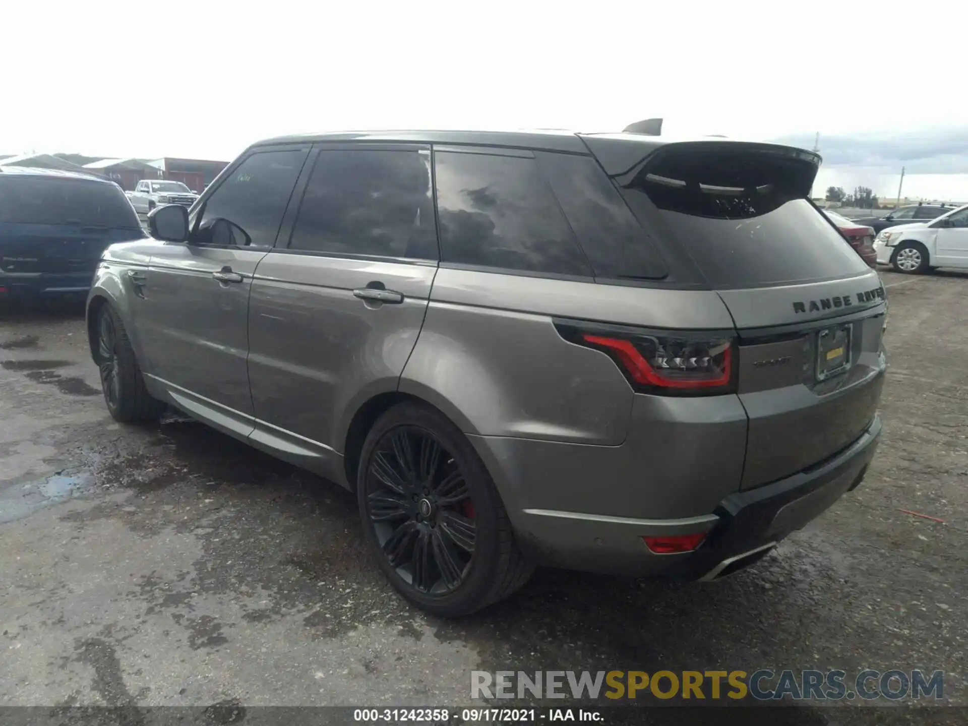 3 Фотография поврежденного автомобиля SALWV2SV2KA814480 LAND ROVER RANGE ROVER SPORT 2019