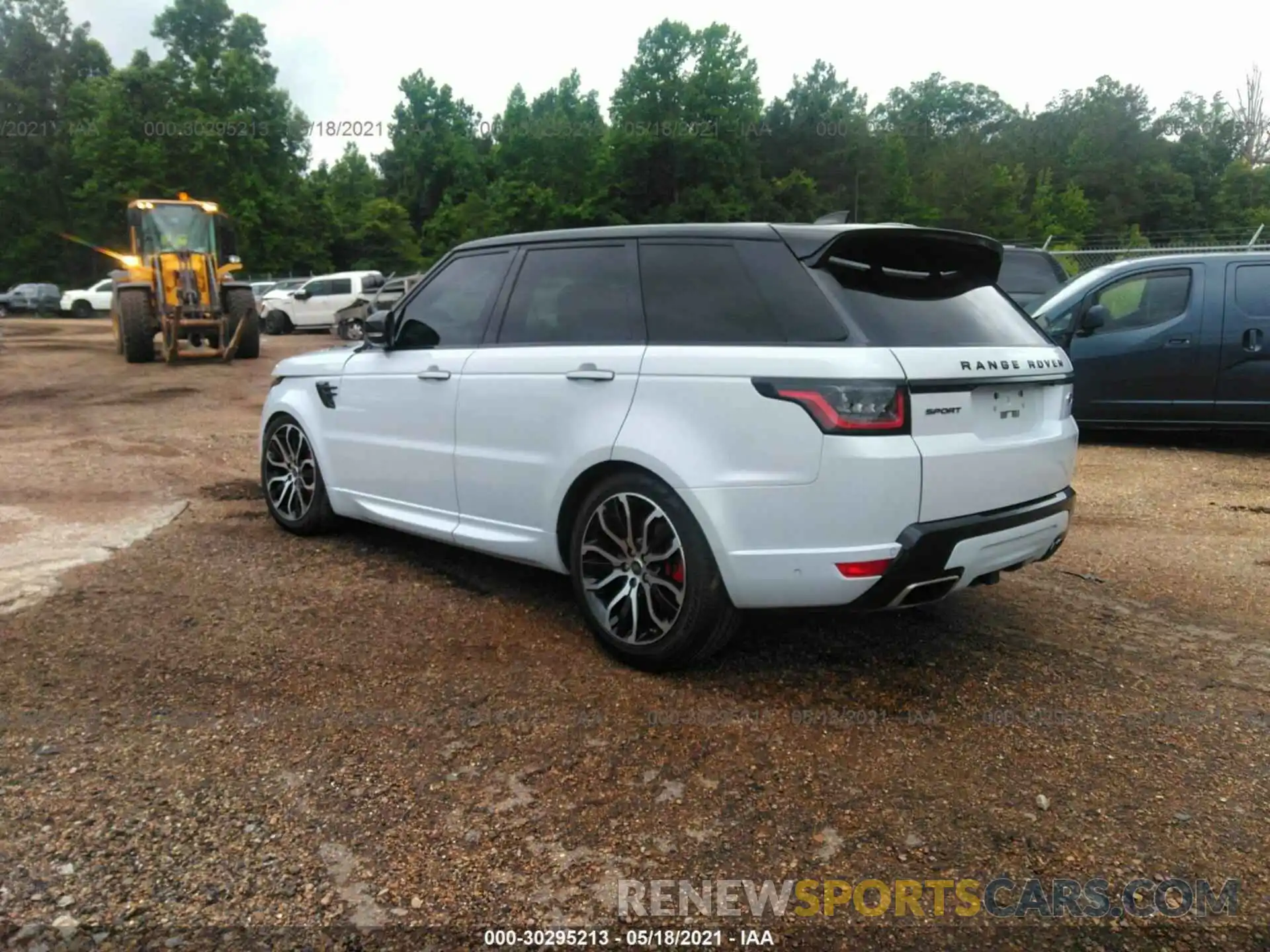 3 Фотография поврежденного автомобиля SALWV2SV8KA417923 LAND ROVER RANGE ROVER SPORT 2019